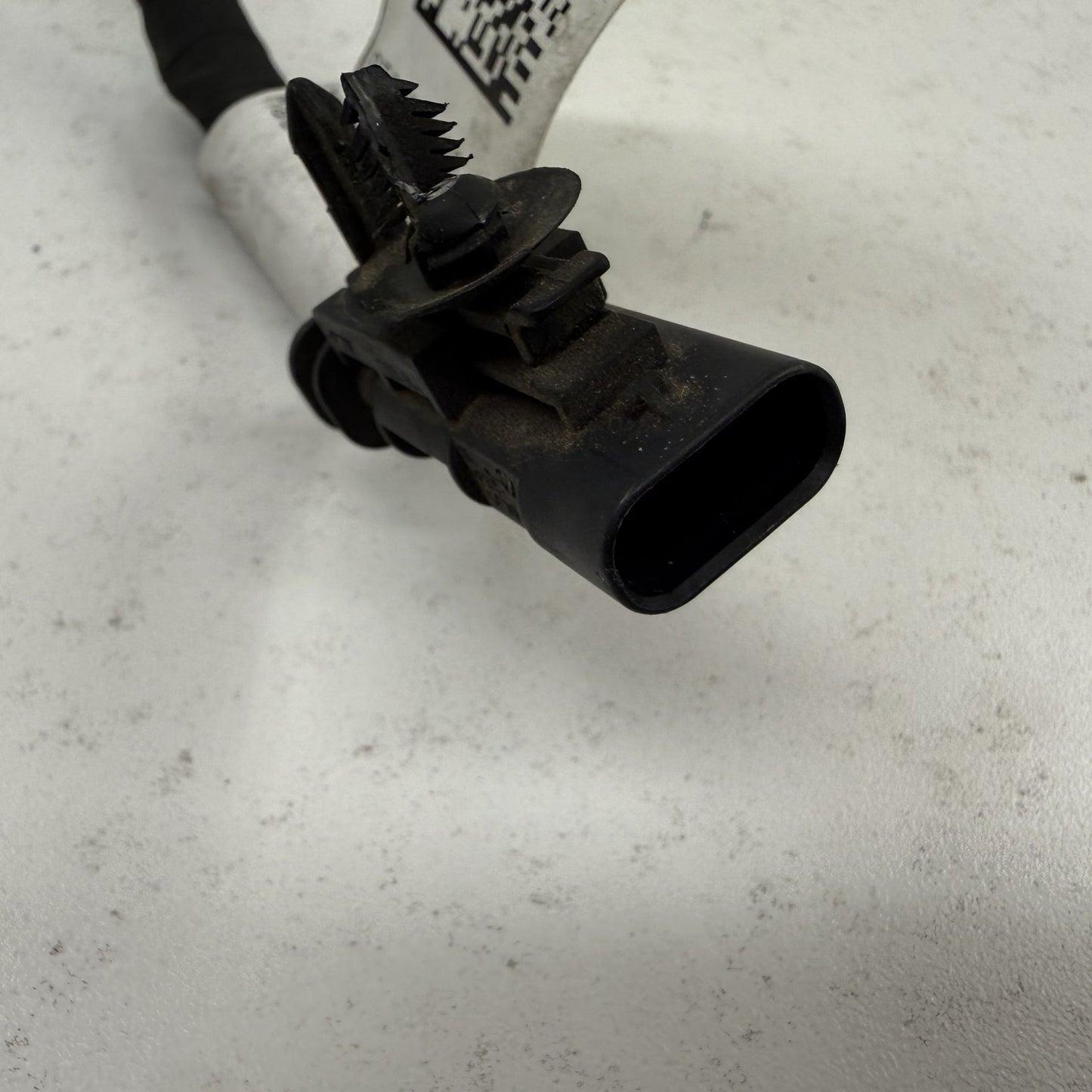 2022-2024 Rivian R1S R1T Left Front Suspension Ride Height Level Sensor OEM