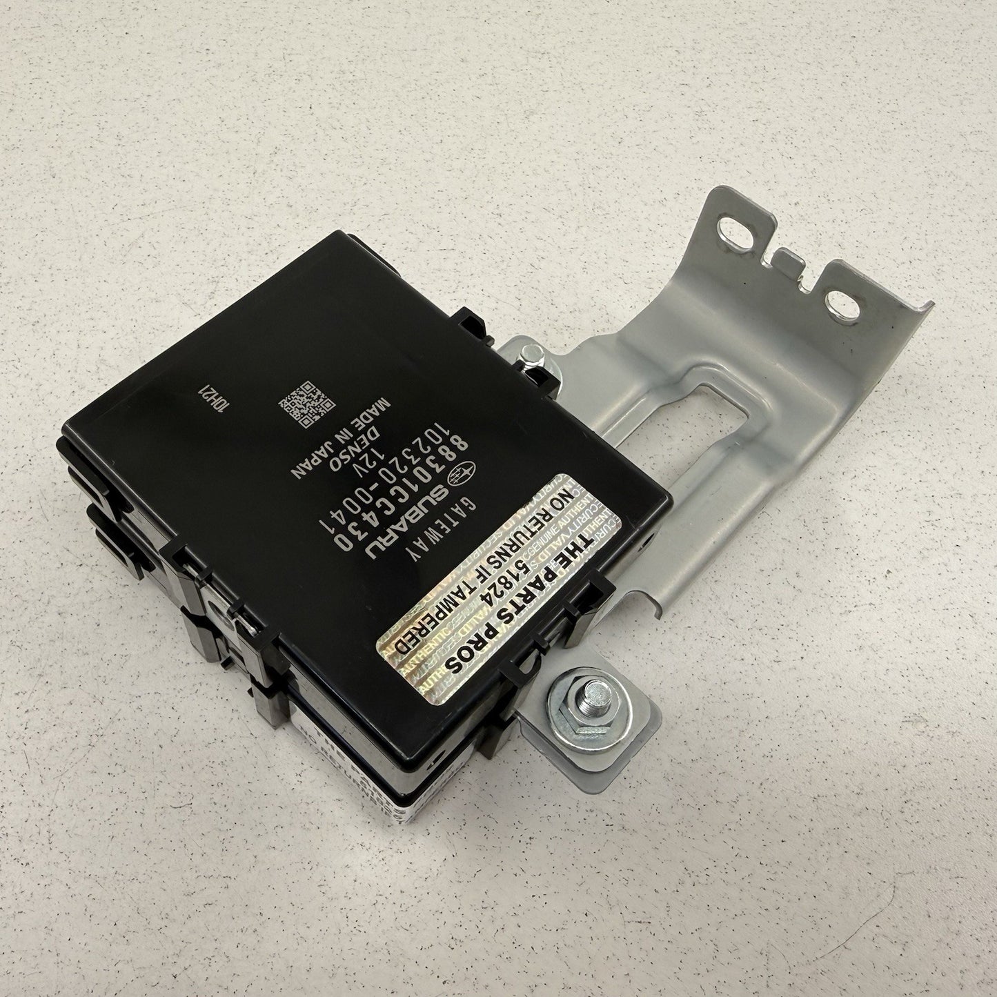 22-26 Toyota GR86 Front Central Gateway & ES Gateway Control Module Pair OEM