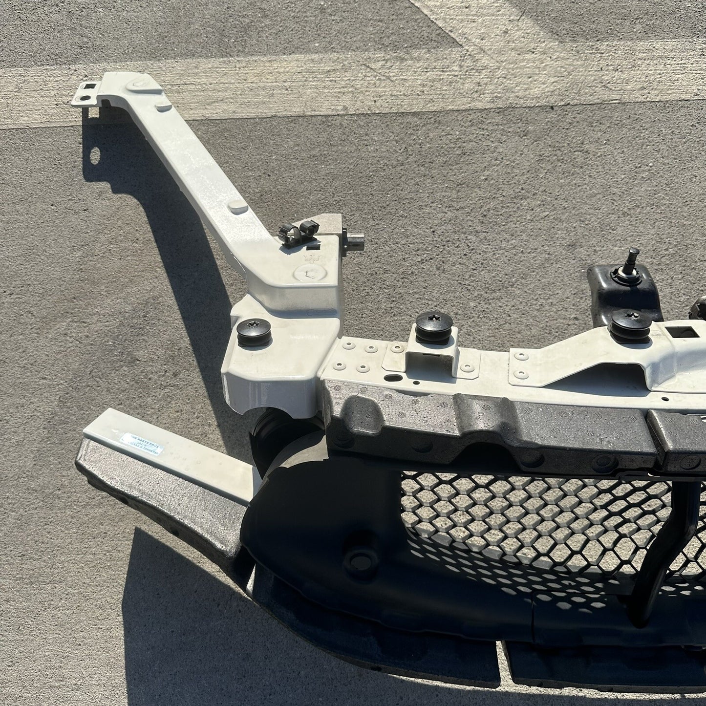 18-24 Maserati Quattroporte Radiator Support Radiator Shutter Fan Assembly OEM