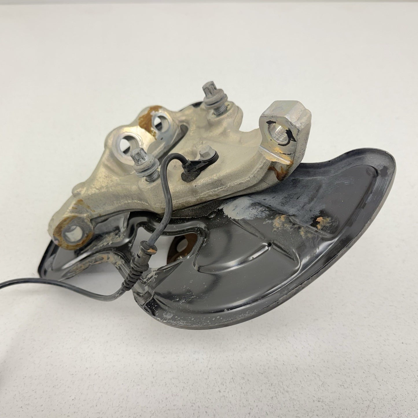 08-14 Mercedes W204 C250 RWD Left Front Spindle Knuckle Hub Wheel Bearing OEM