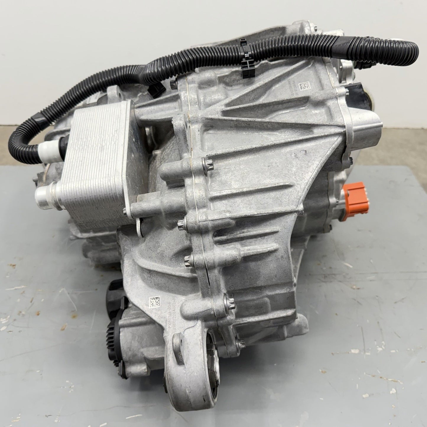 Tesla Model 3 Y Front Drive Unit Inverter Electric Motor Engine 1120960-00-E OEM