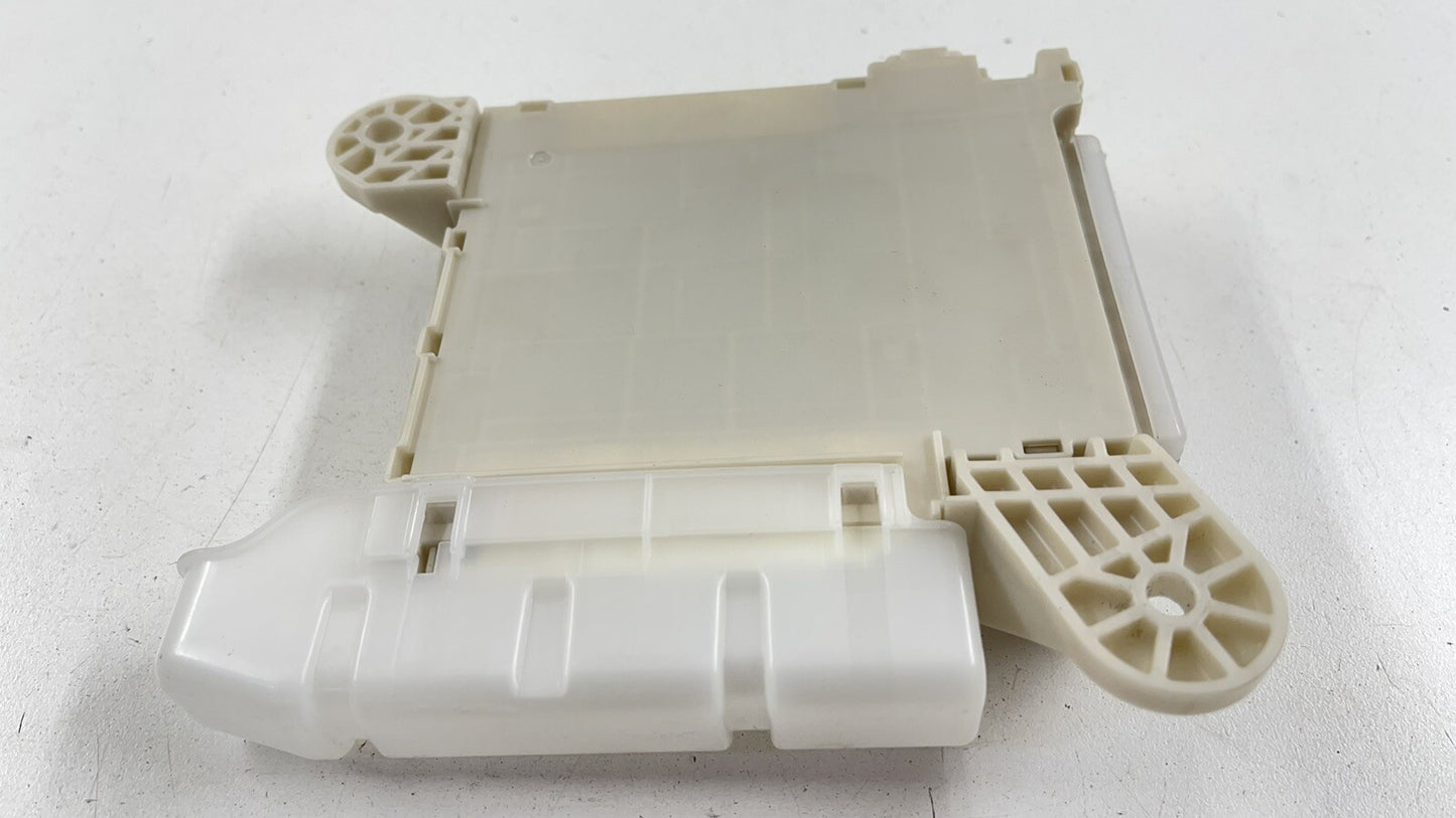 16-20 LEXUS GS F CABIN FUSE JUNCTION BOX CONTROL MODULE 82670-30330 OEM