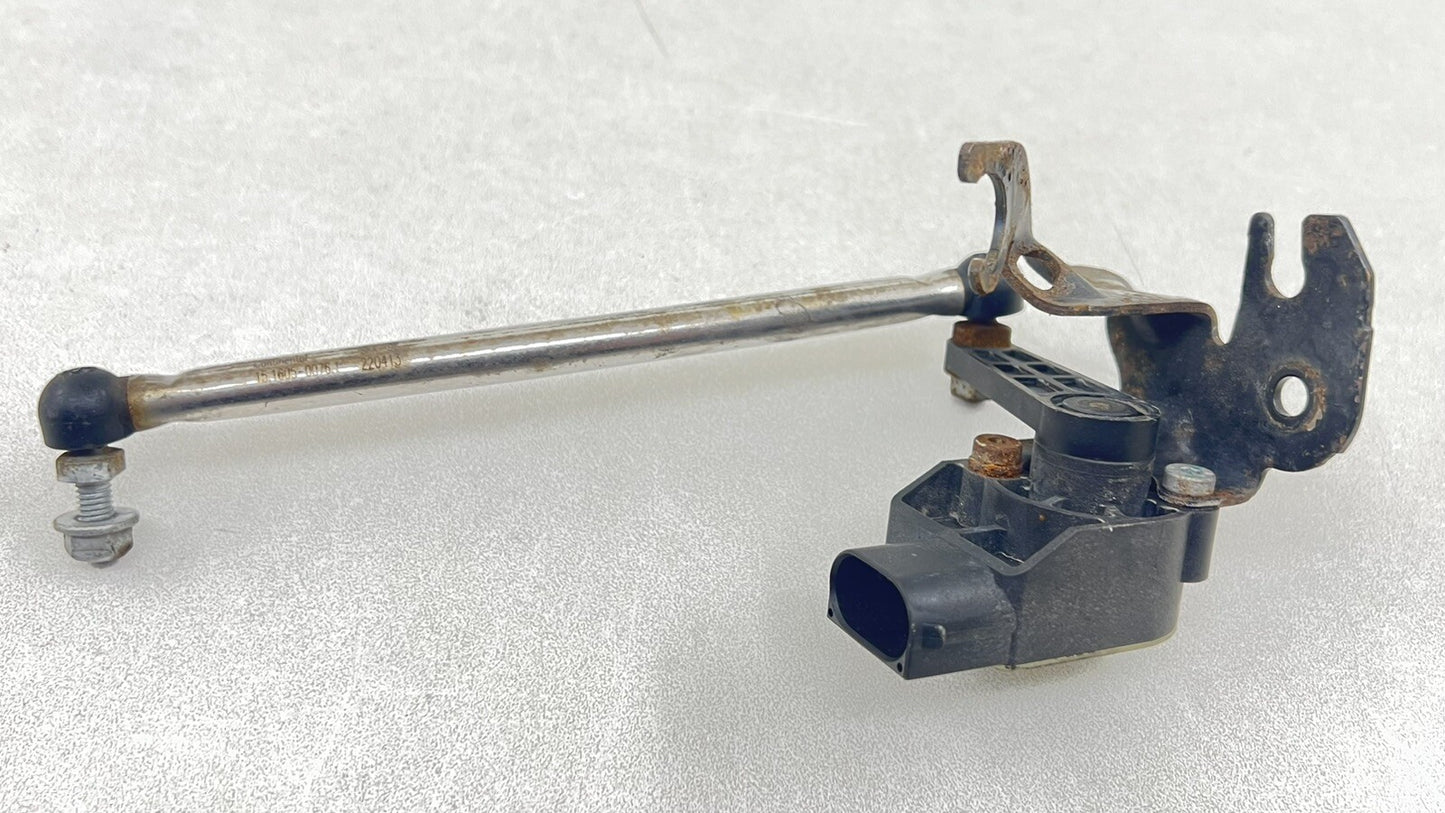 10-16 PORSCHE PANAMERA LEFT REAR HEADLIGHT HEIGHT SUSPENSION LEVEL SENSOR OEM
