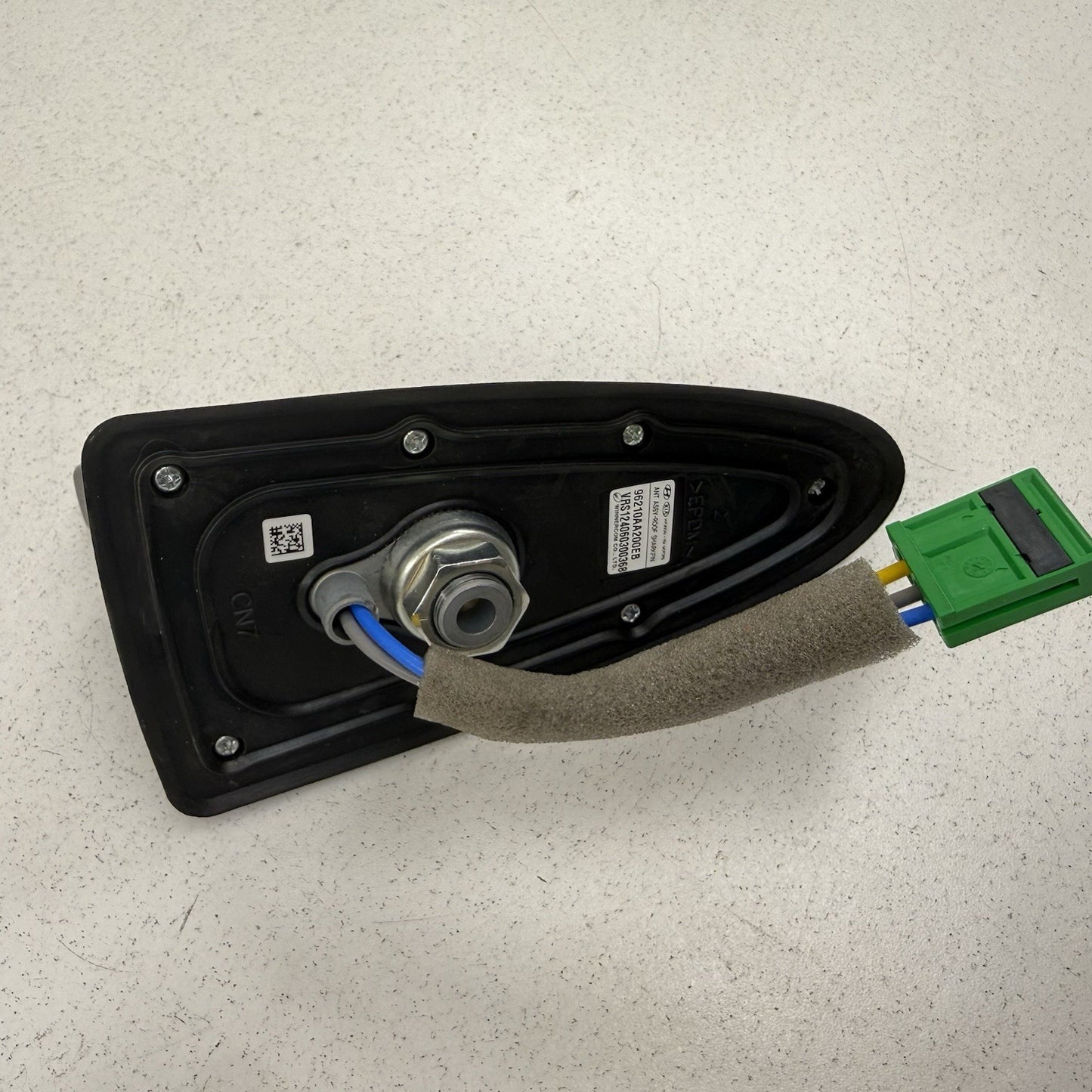 22-26 Hyundai Elantra N Roof Shark Fin Antenna Receiver 96210-AA200-EB OEM