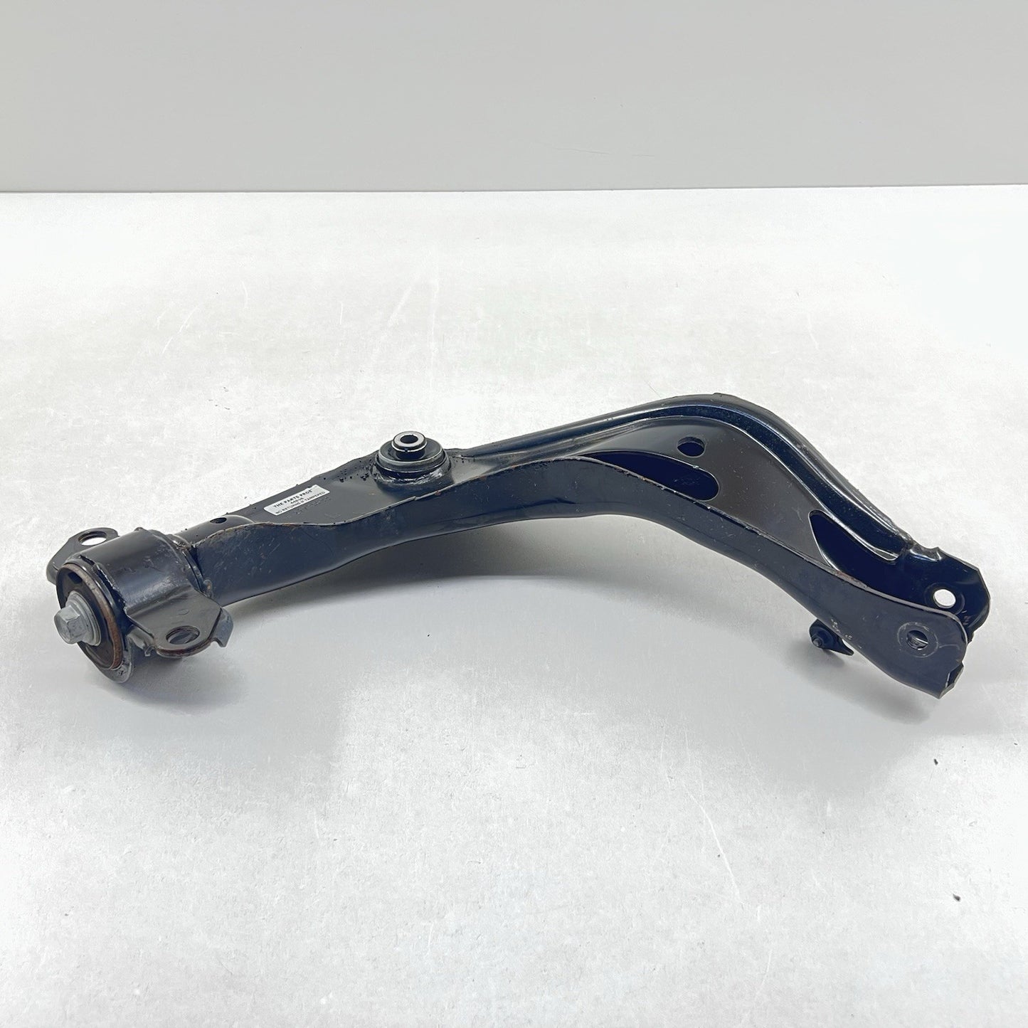 12-15 CHEVROLET CAMARO ZL1 DRIVER LEFT REAR CONTROL ARM PAIR OEM