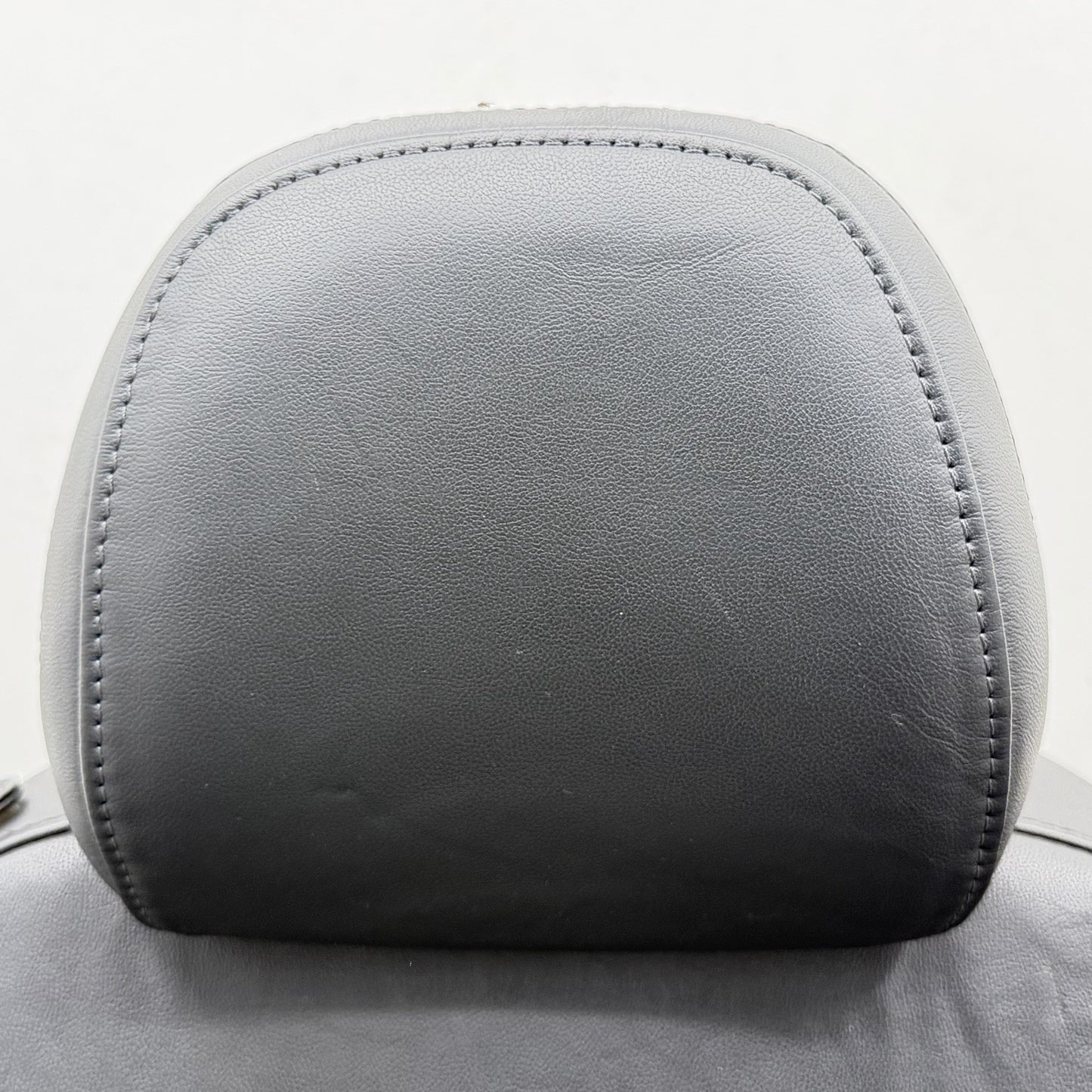 08-15 Audi TT Front Bucket Recaro Power Seat Pair Leather Suede OEM