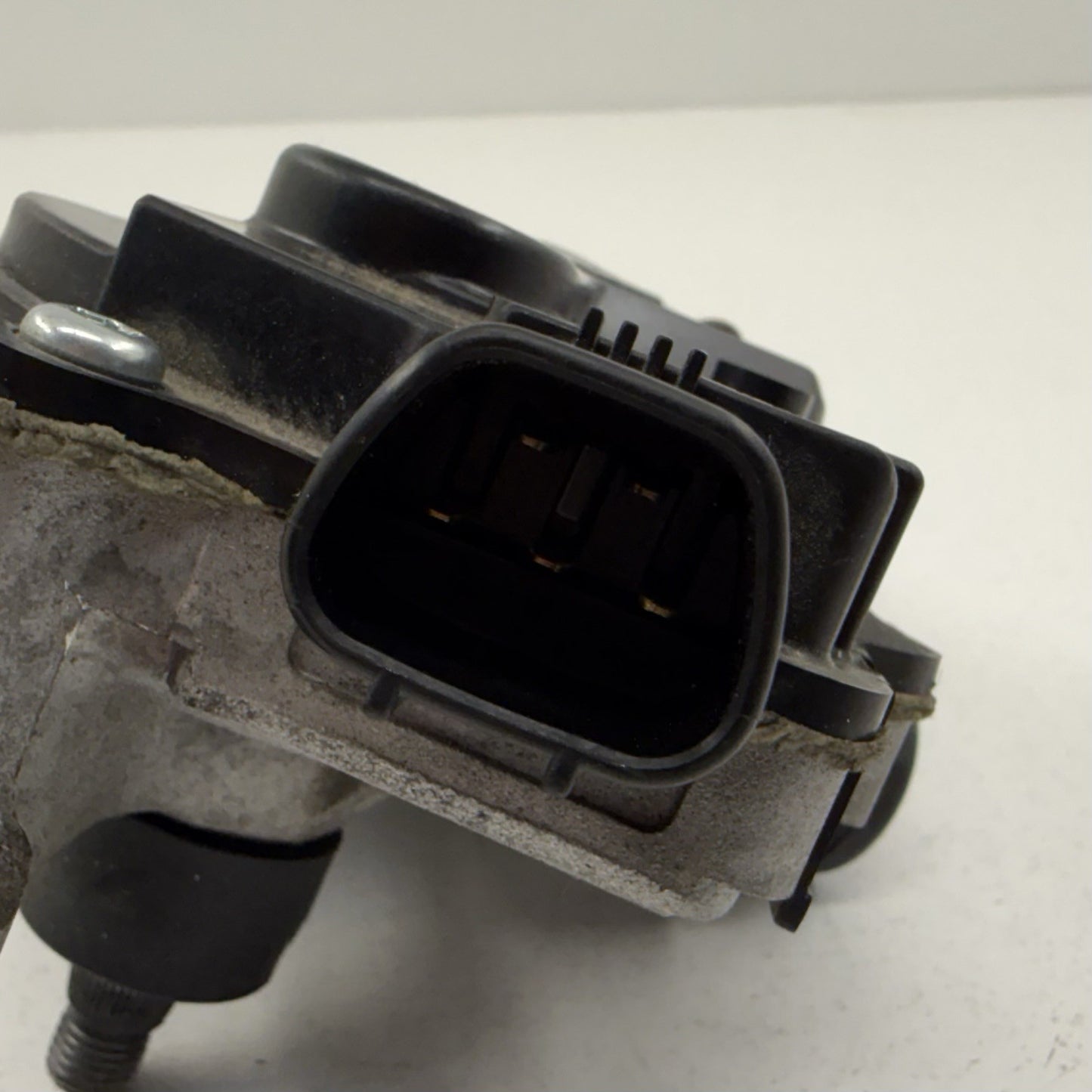 15-23 Dodge Challenger Front Windshield Wiper Motor 05028756AD OEM