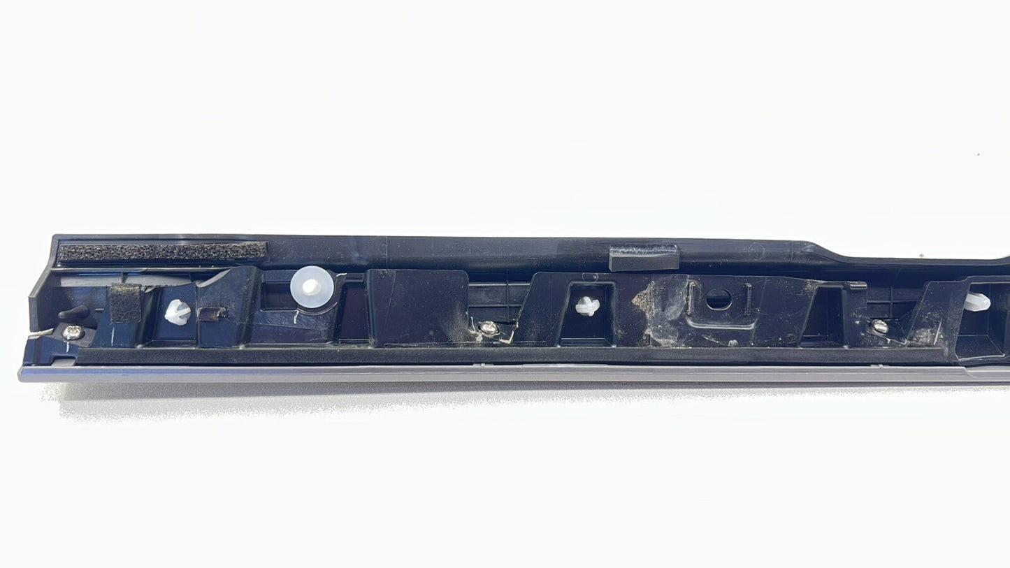 24-25 NISSAN Z NISMO RIGHT REAR QUARTER PANEL C PILLAR FINISH MOLDING TRIM OEM
