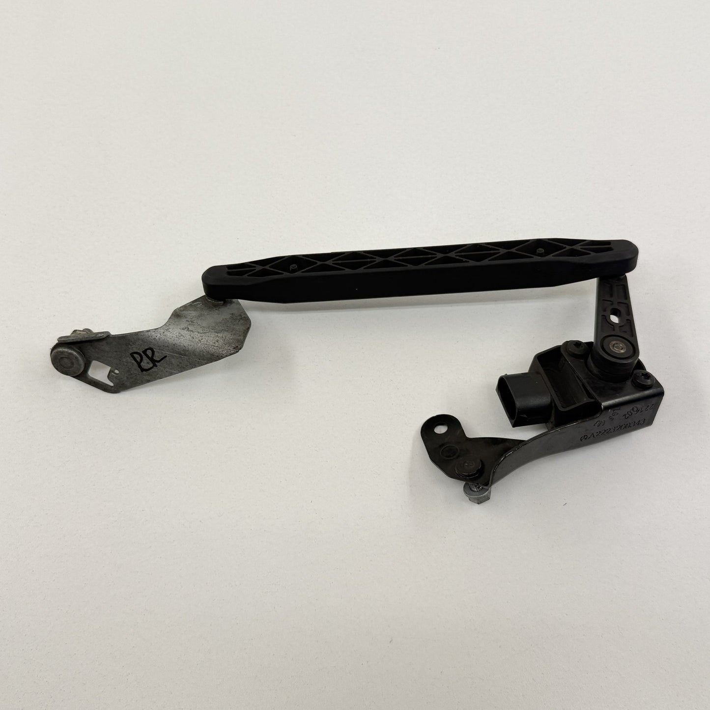 2014-2020 Mercedes S550 W222 Right Rear Suspension Ride Height Level Sensor OEM