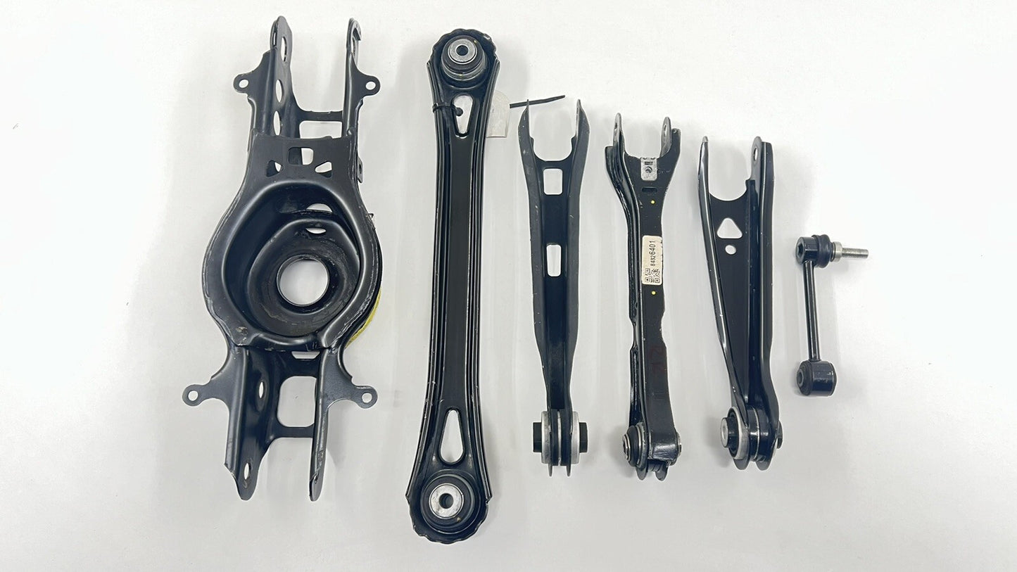22-24 CADILLAC CT4 V BLACKWING RIGHT REAR SUSPENSION CONTROL ARM SET OEM