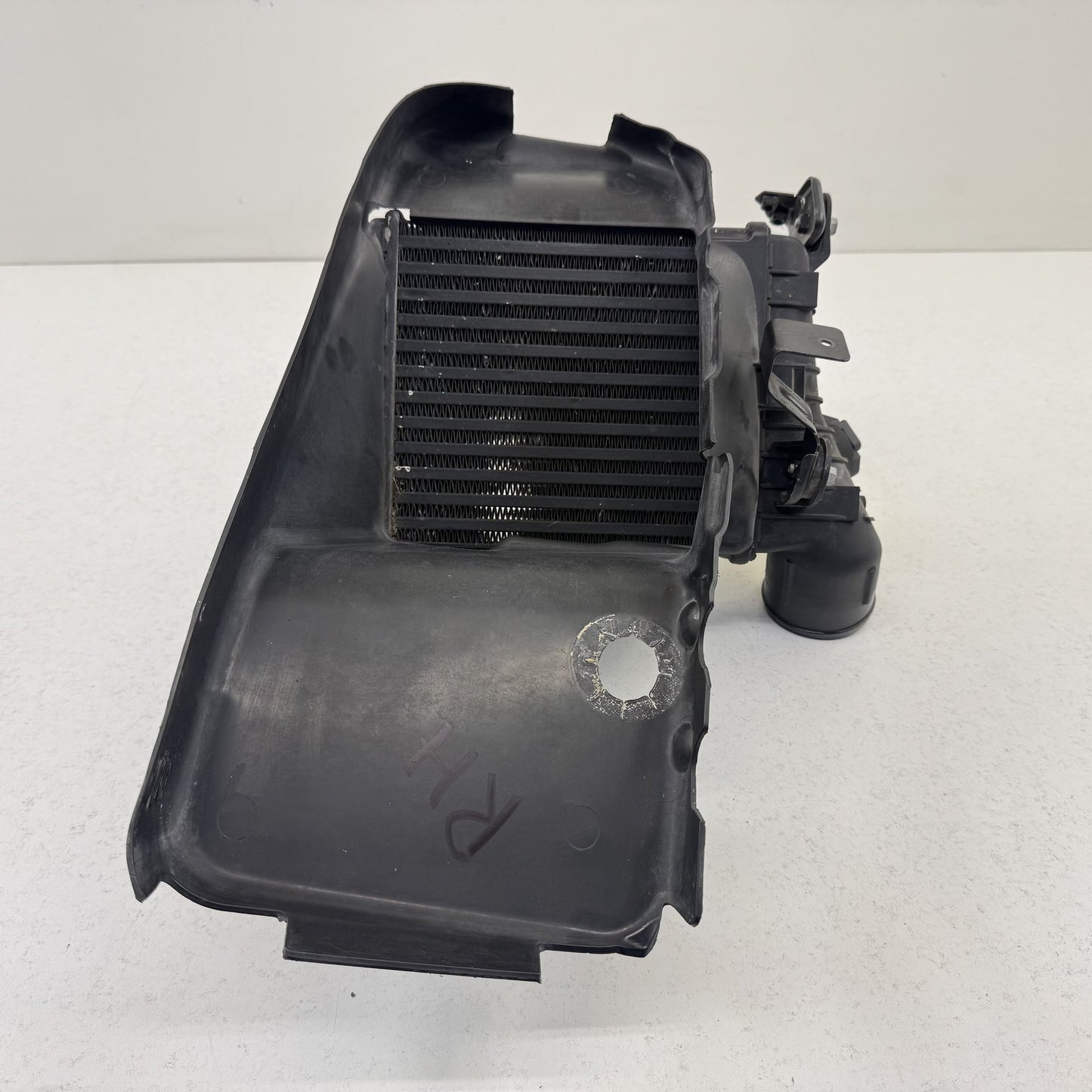 2014-2018 Bentley Flying Spur Right Front Turbo Intercooler Radiator W/ Duct OEM