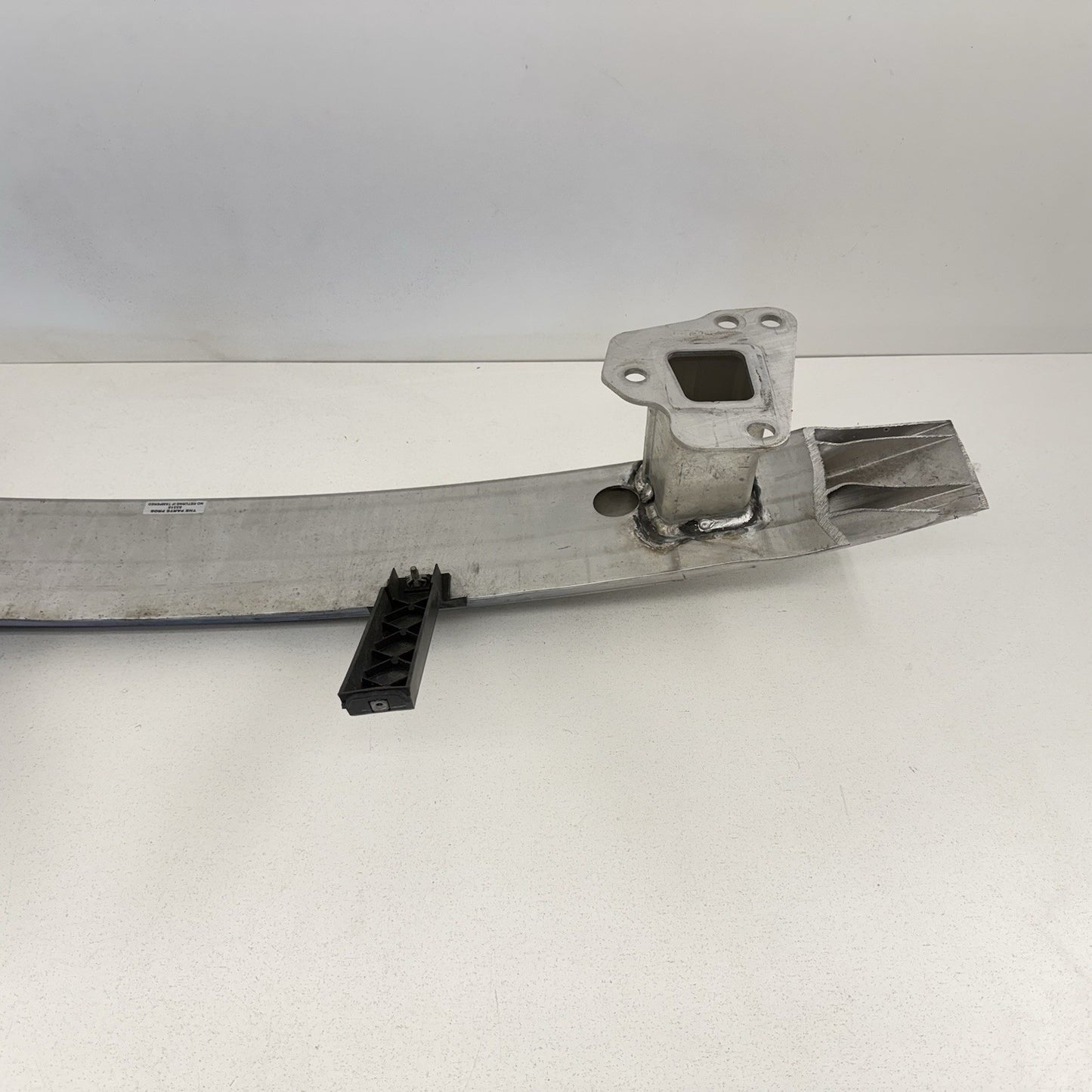 16-24 Chevrolet Camaro Rear Reinforcement Bar Crash Impact Absorber Beam OEM