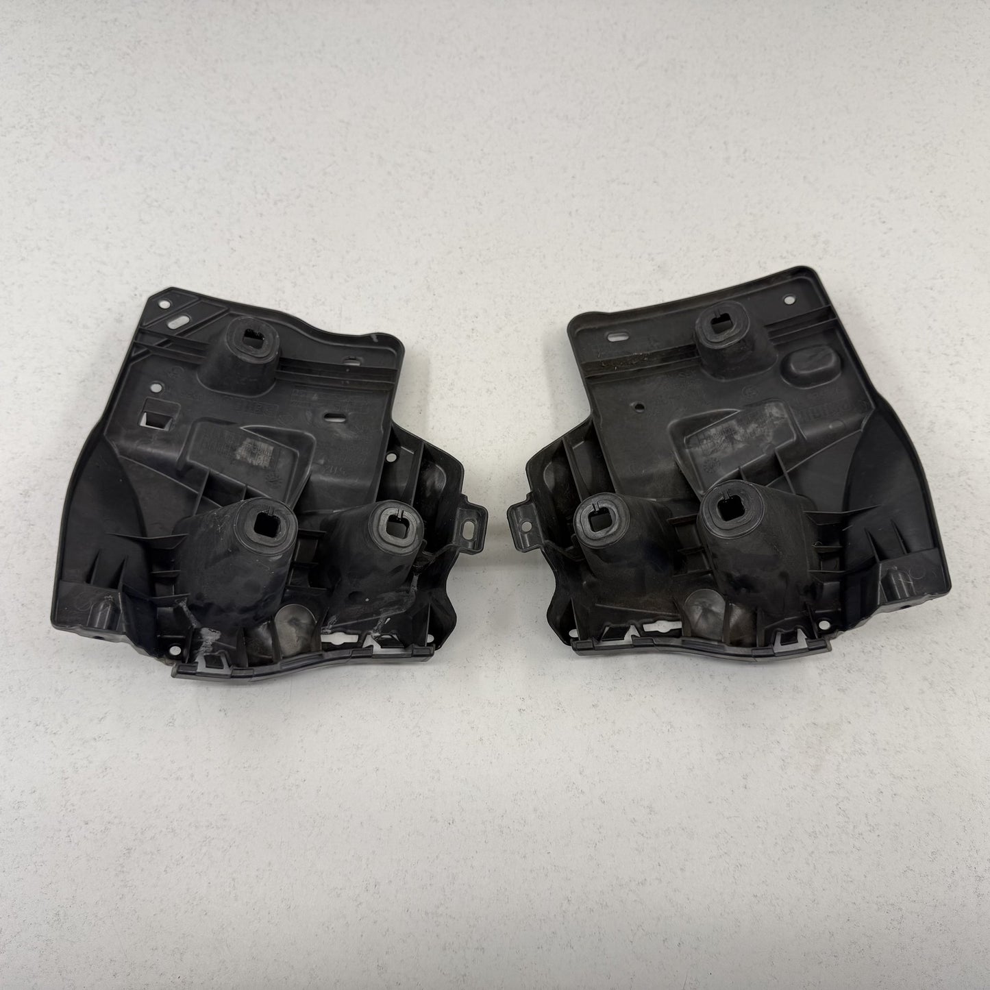 2021-2026 BMW M4 G82 G83 Rear Bumper Retainer Bracket Mount Support Set OEM