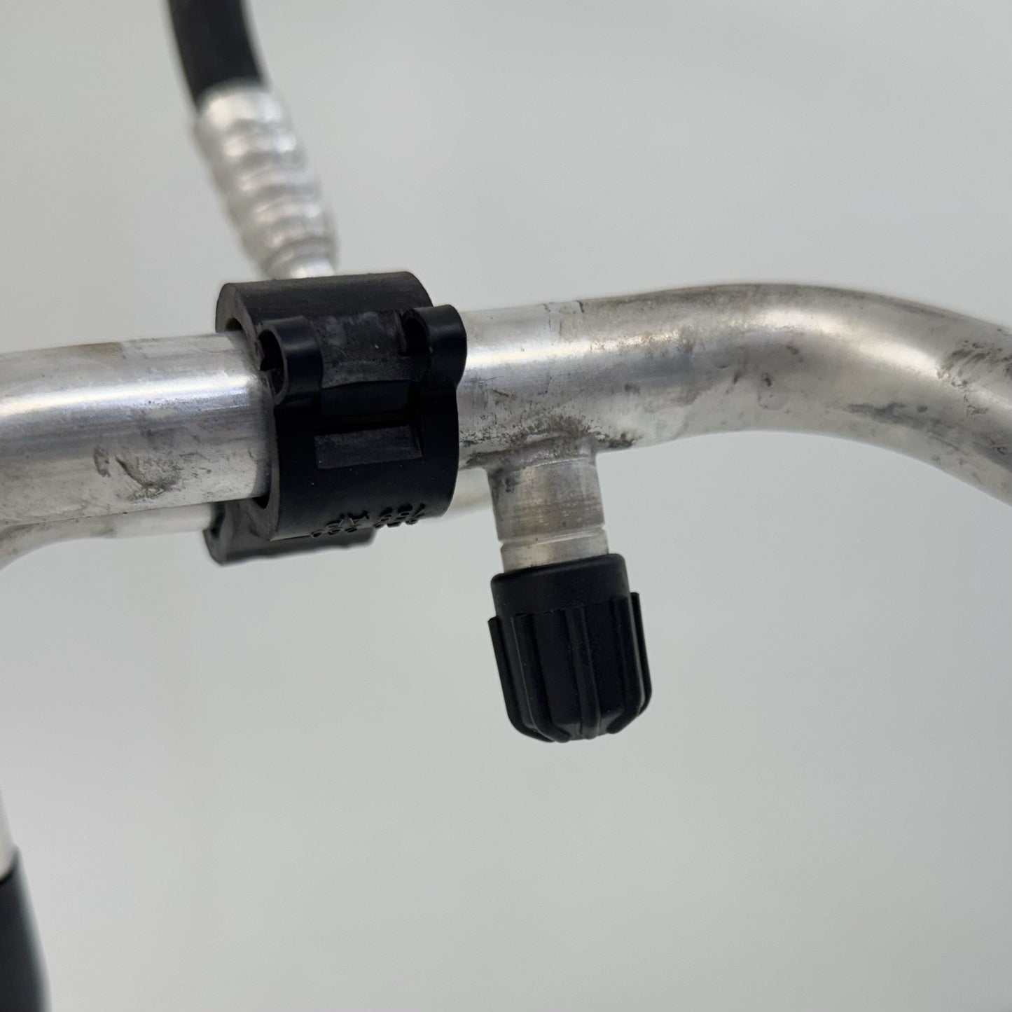 08-10 Audi TT HVAC AC Line Hose Pipe Tube 8J0820719F OEM