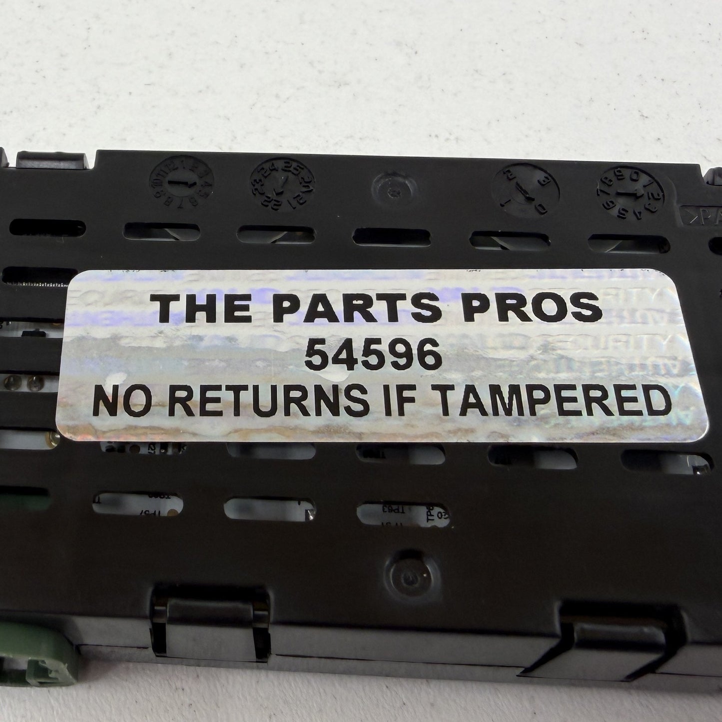 2022-2024 Rivian R1S R1T Console Dual USB Type C Charge Port PT00003096 OEM