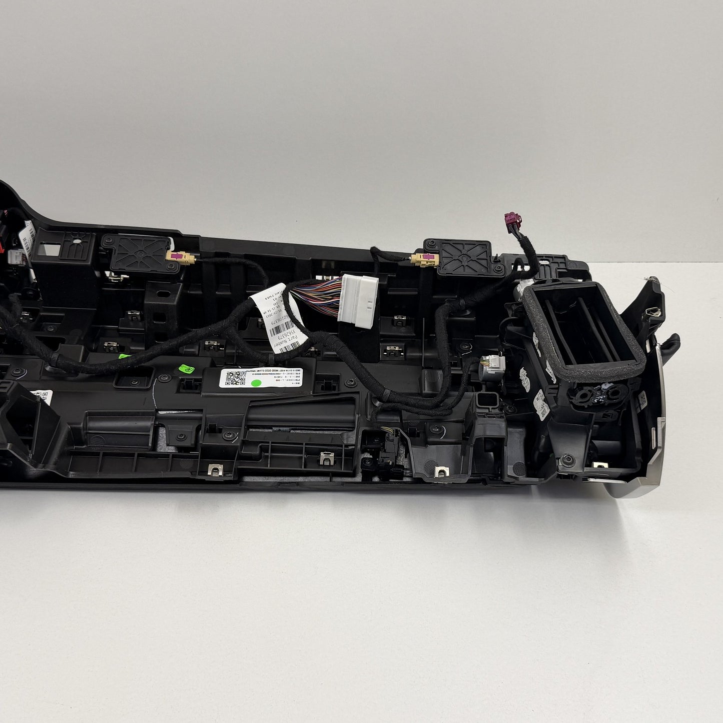 2022-2024 Rivian R1S R1T Dashboard Lower Dash Trim Air Vent Insert Panel OEM