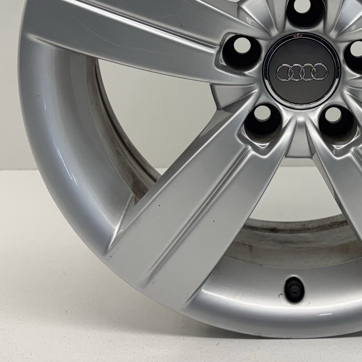 08-10 Audi TT 17" 17x8 Wheel Rim 5 Spoke Silver 8J0601025C Factory OEM