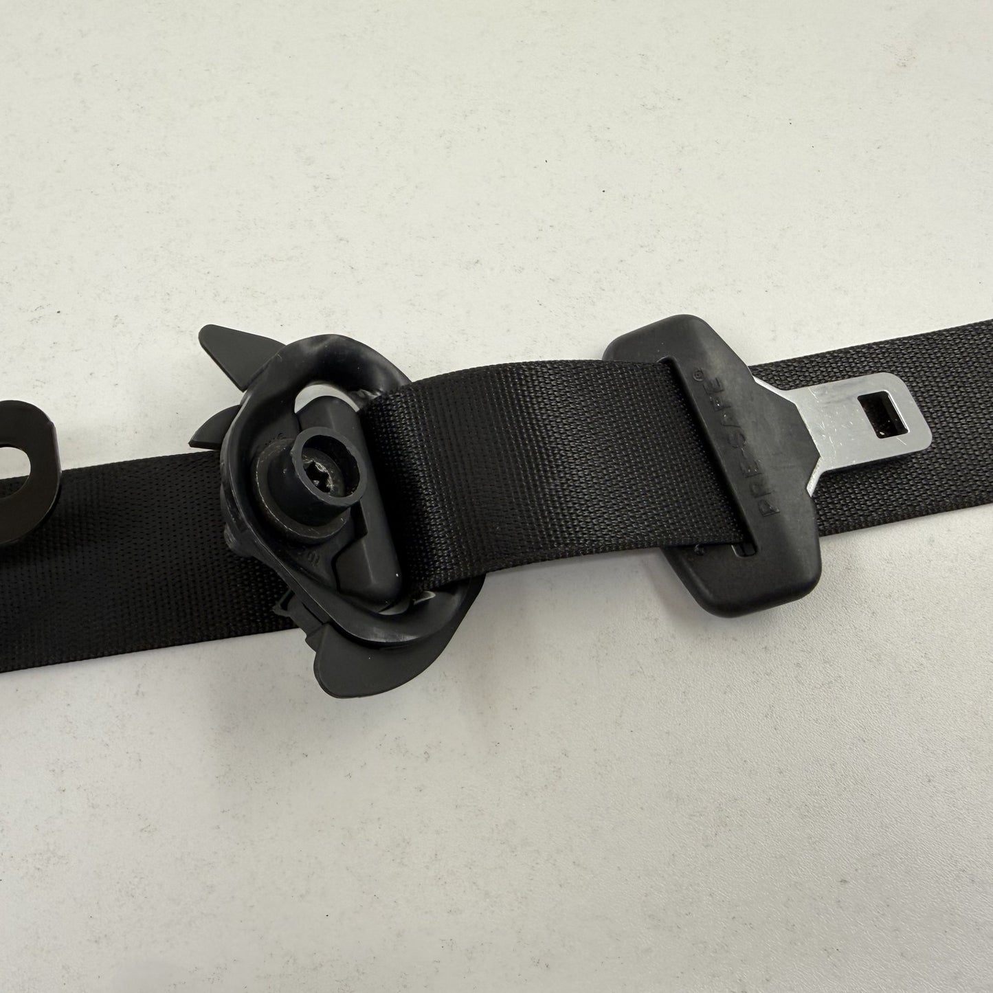 2014-2017 Mercedes S550 W222 Right Front Seatbelt Seat Belt Retractor Black OEM