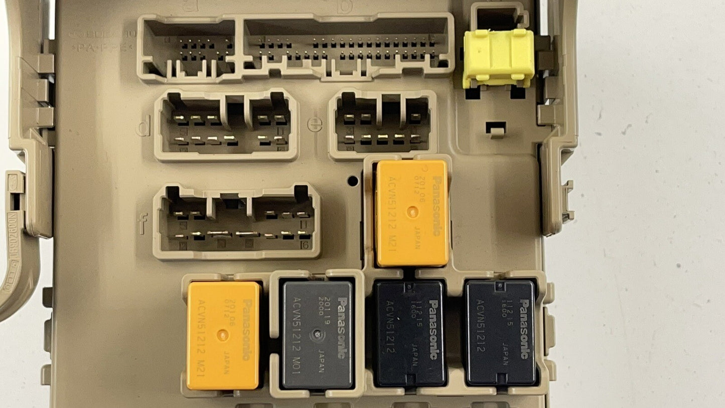 22-23 SUBARU WRX INTERIOR CABIN FUSE RELAY JUNCTION BOX 82201VC610 OEM