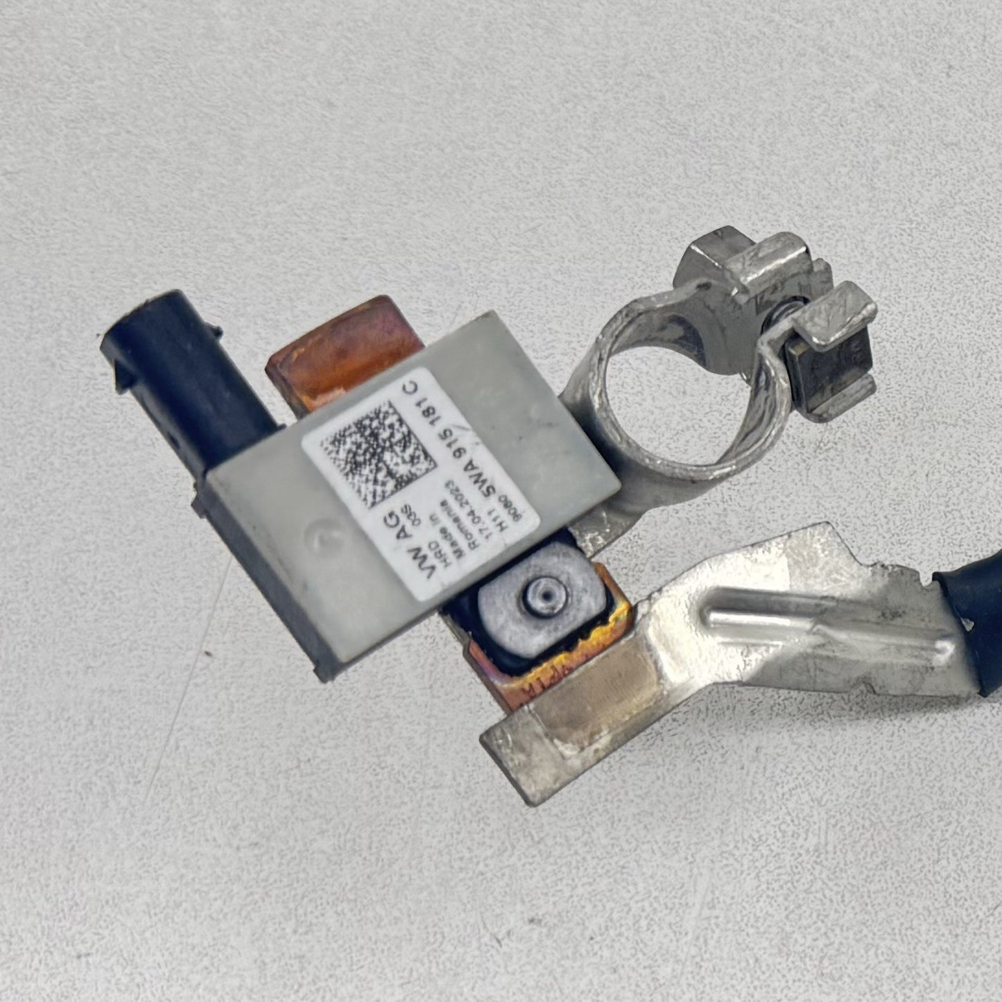 22-25 VOLKSWAGEN GOLF R MK8 NEGATIVE GROUND BATTERY TERMINAL END LINK SENSOR OEM