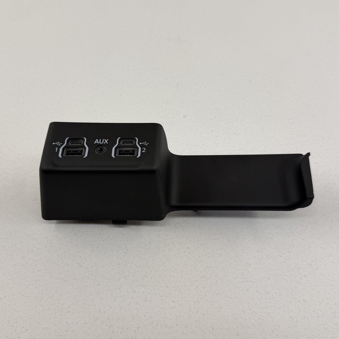 2021-2026 Dodge Durango Console Media Hub Dual USB Port AUX Auxiliary Jack OEM
