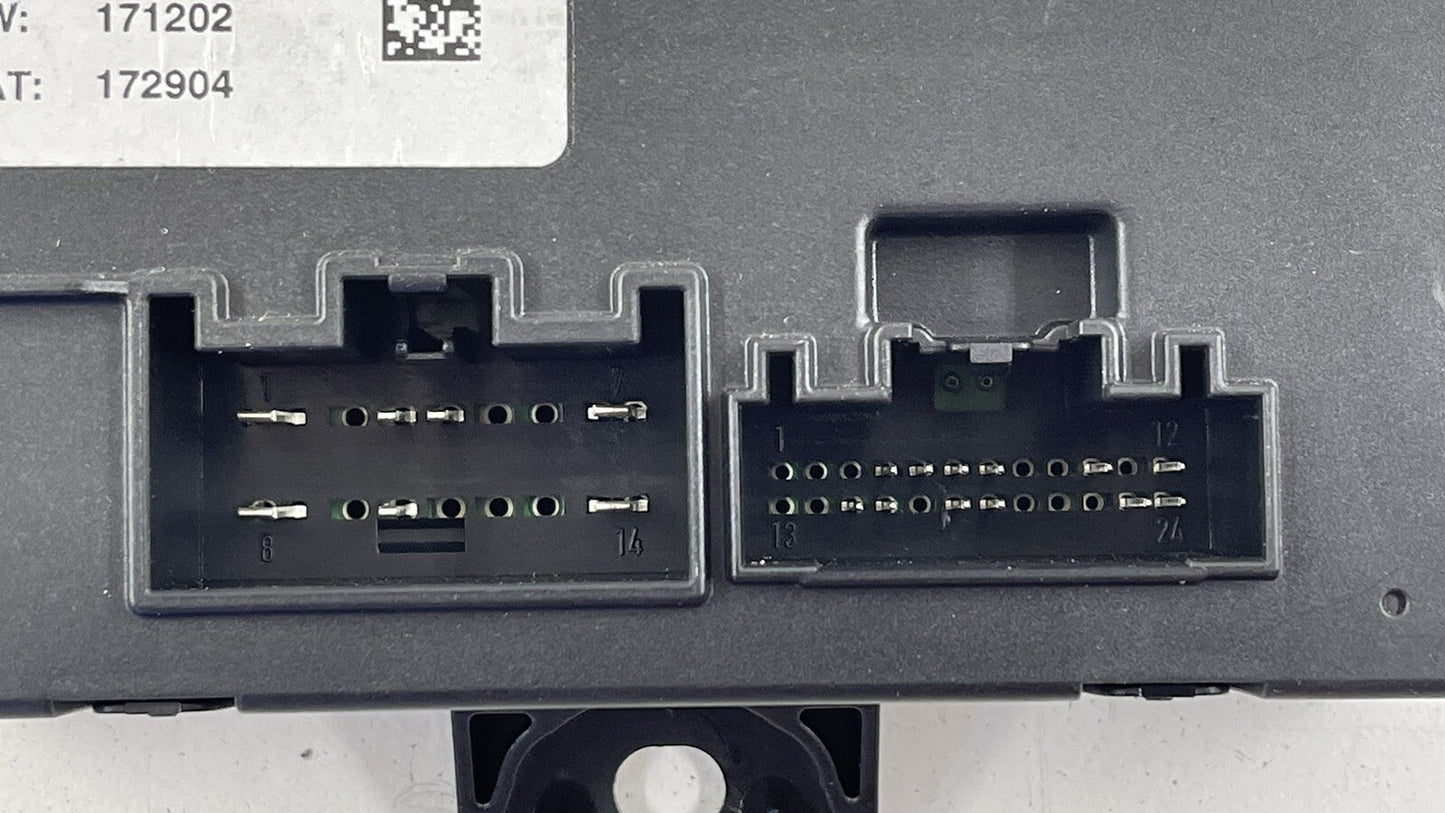 14-23 MASERATI QUATTROPORTE TRUNK HANDS FREE RELEASE MODULE 670037049 OEM