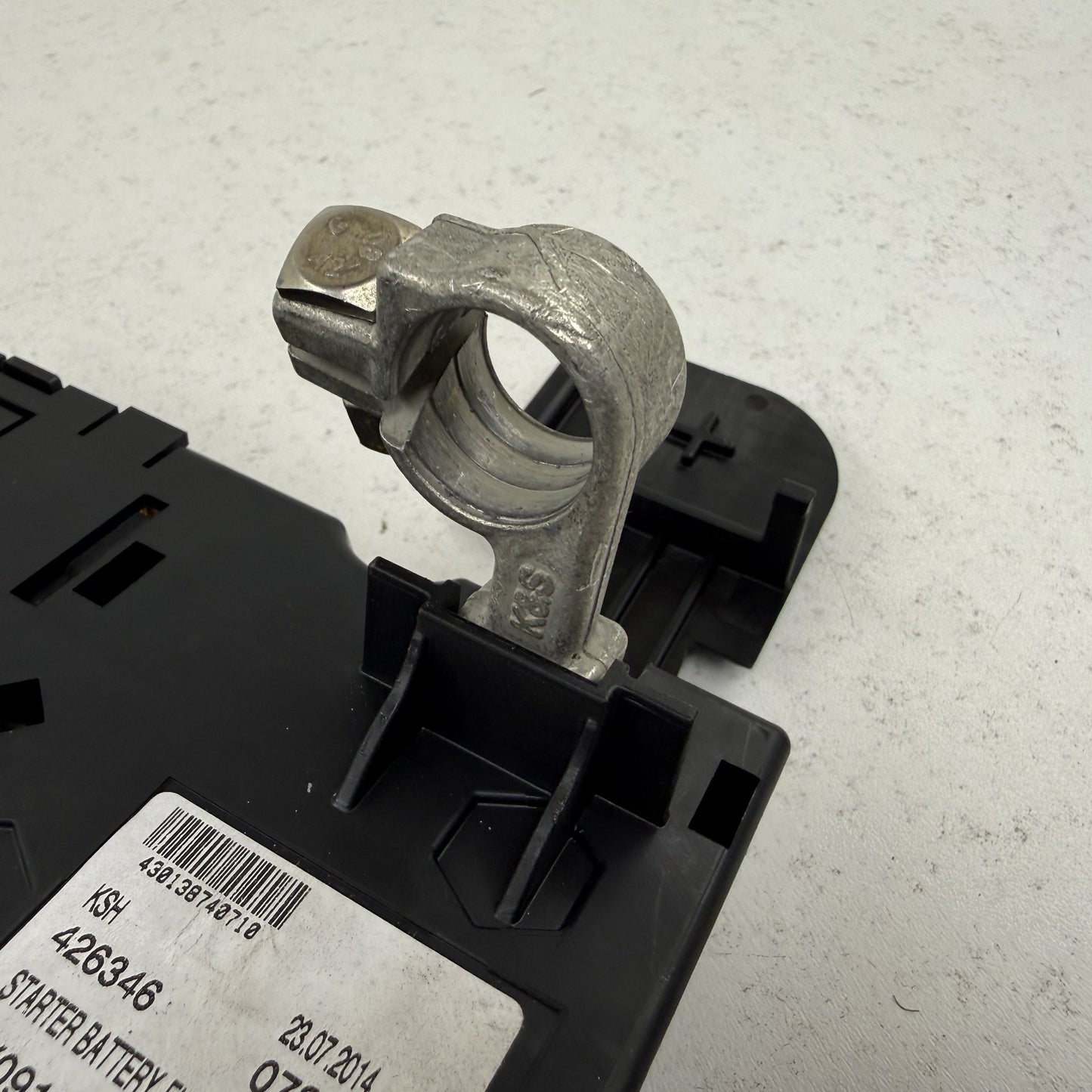 2014-2018 Bentley Flying Spur Right Side Battery Starter Fuse Box 3Y0915463C OEM