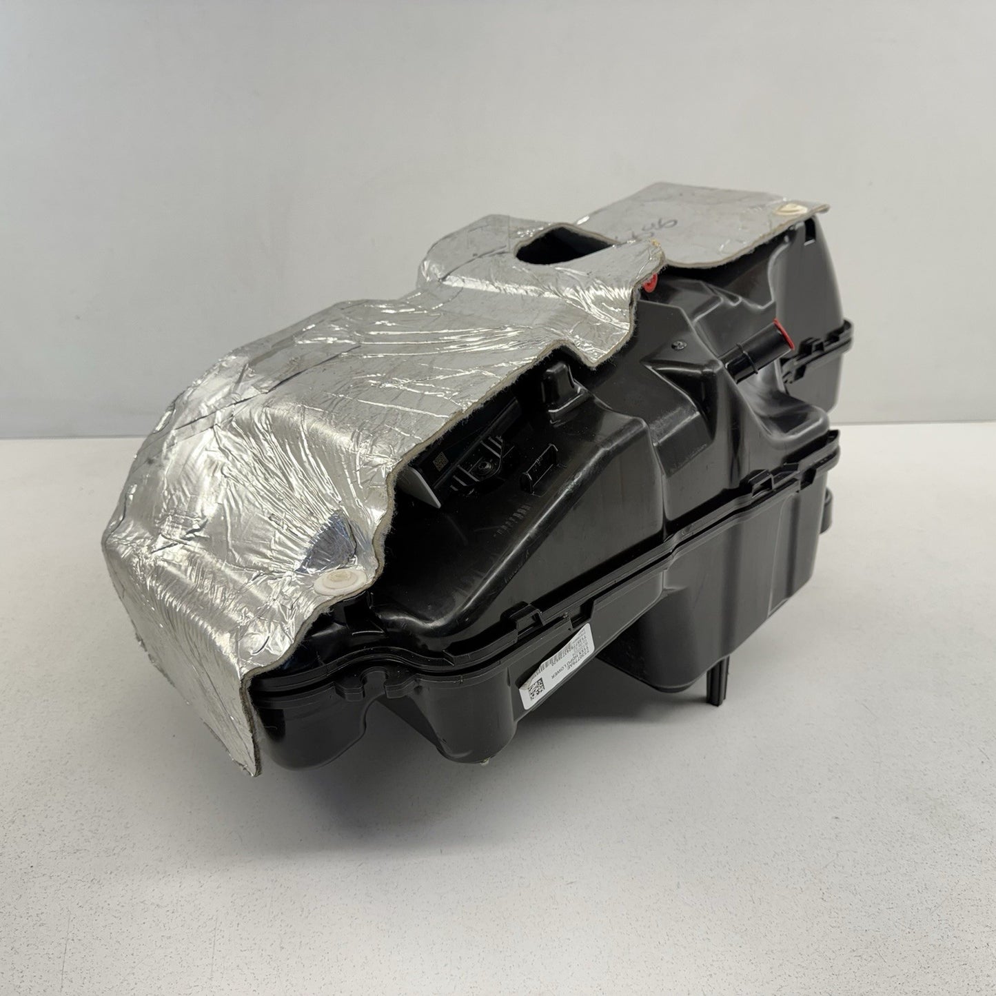 24-25 Silverado Sierra 2500 3500 Diesel Exhaust Fluid Def Tank With Pump OEM
