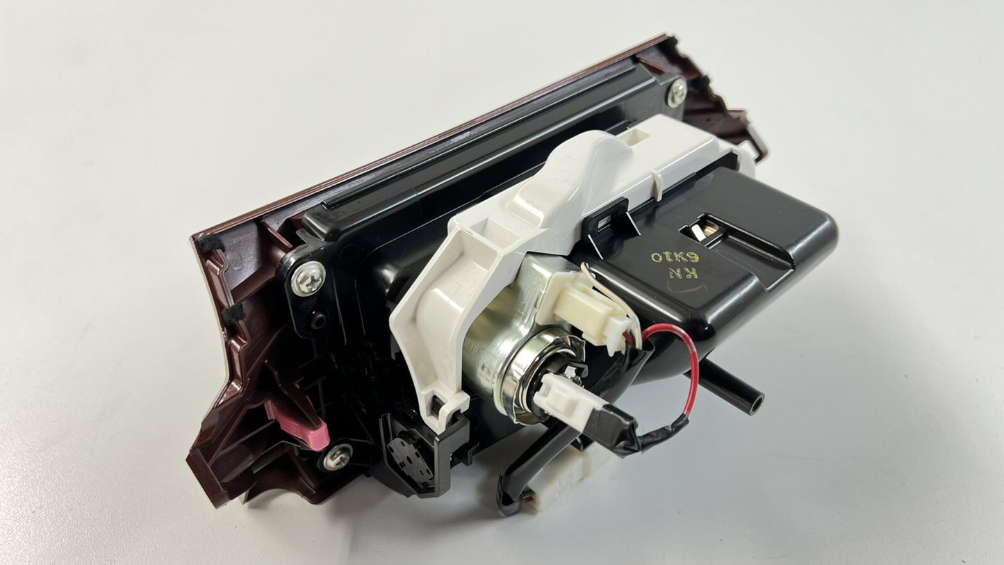 07-12 LEXUS LS460 CENTER CONSOLE ASH TRAY ASHTRAY LIGHTER SOCKET ASSEMBLY OEM