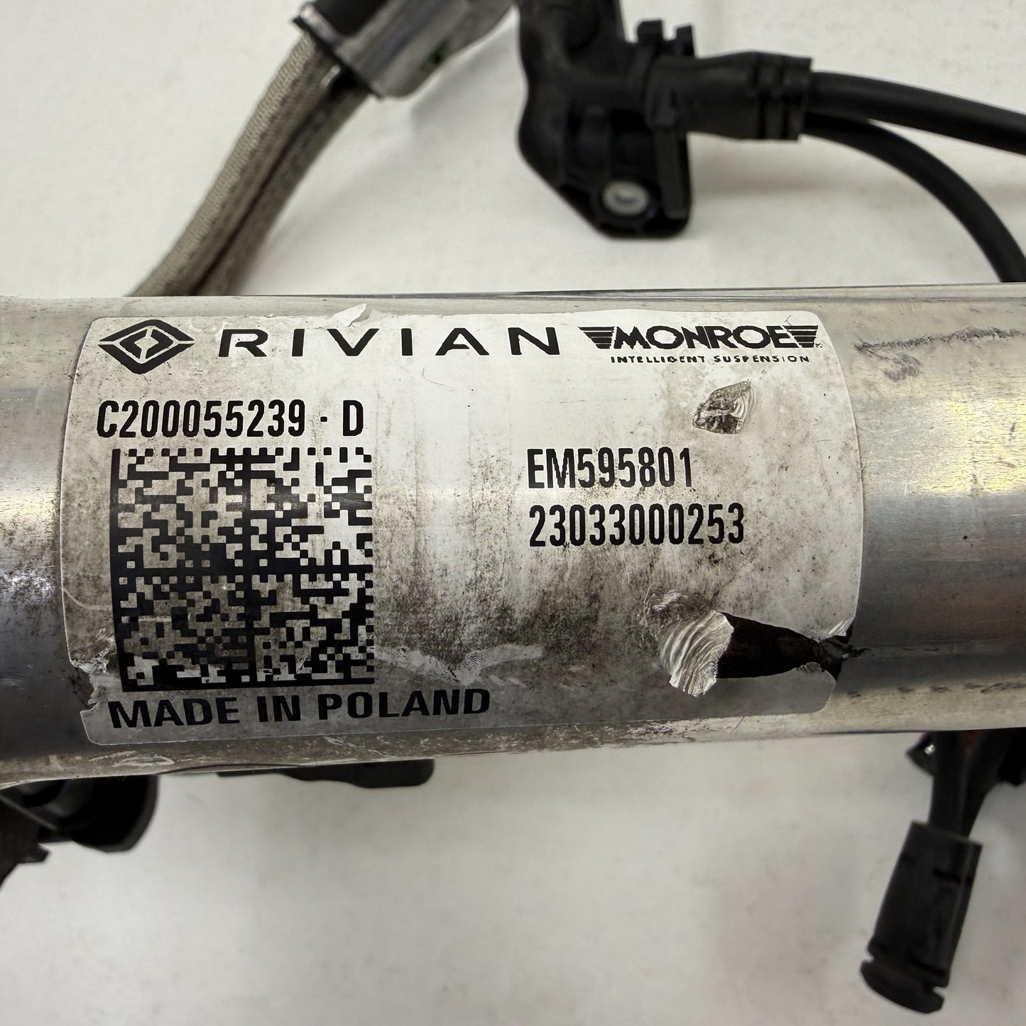 2022-2024 Rivian R1S Right Rear Hydraulic Strut Shock Absorber C200055239-D OEM