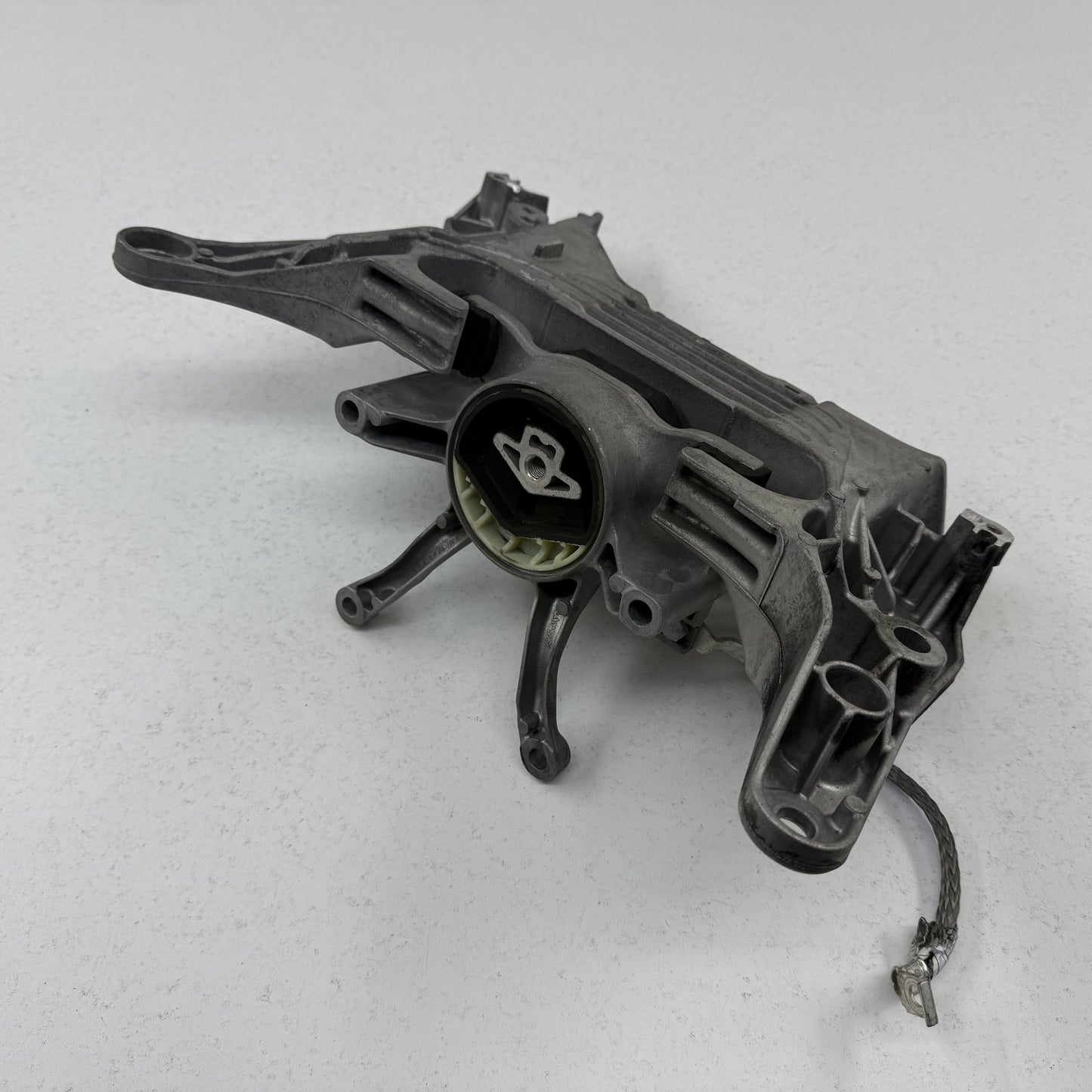 2021-2026 BMW M3 M4 G80 G82 RWD Automatic Transmission Mount Bracket OEM