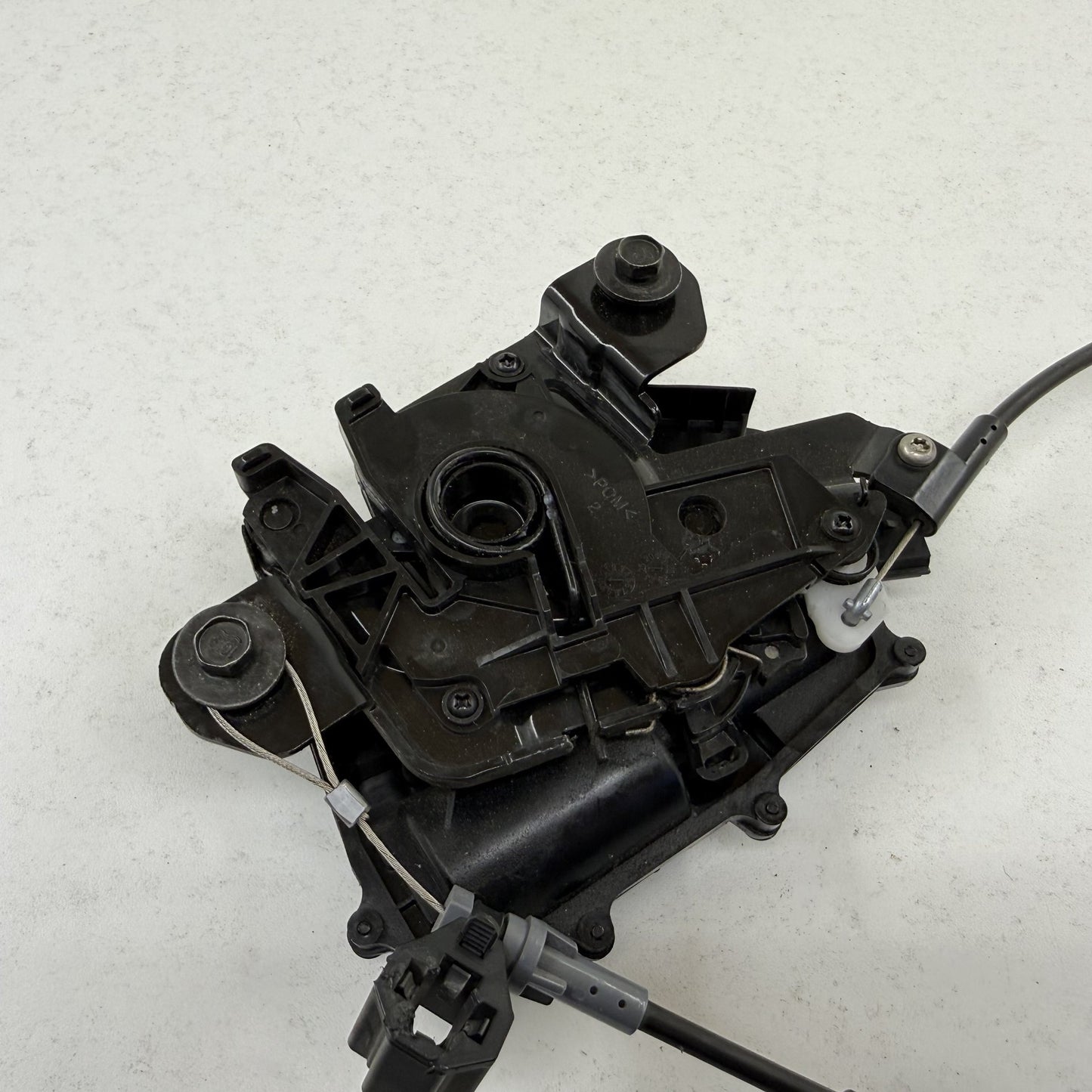 2022-2024 Rivian R1S R1T Front Hood Lock Latch Actuator Motor PT00002002-J OEM