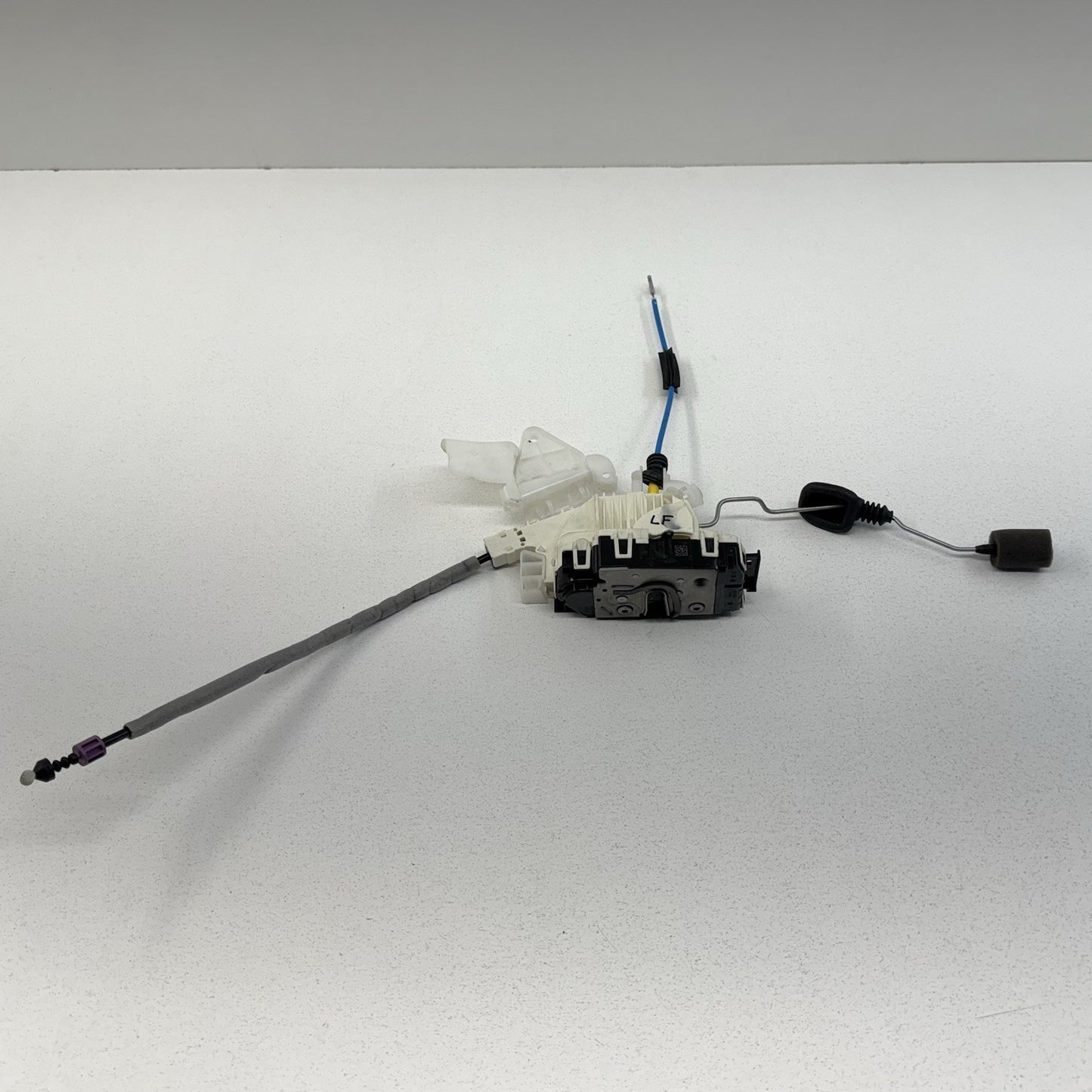 10-16 Mercedes W212 E350 Driver Left Front Door Latch Lock Actuator OEM