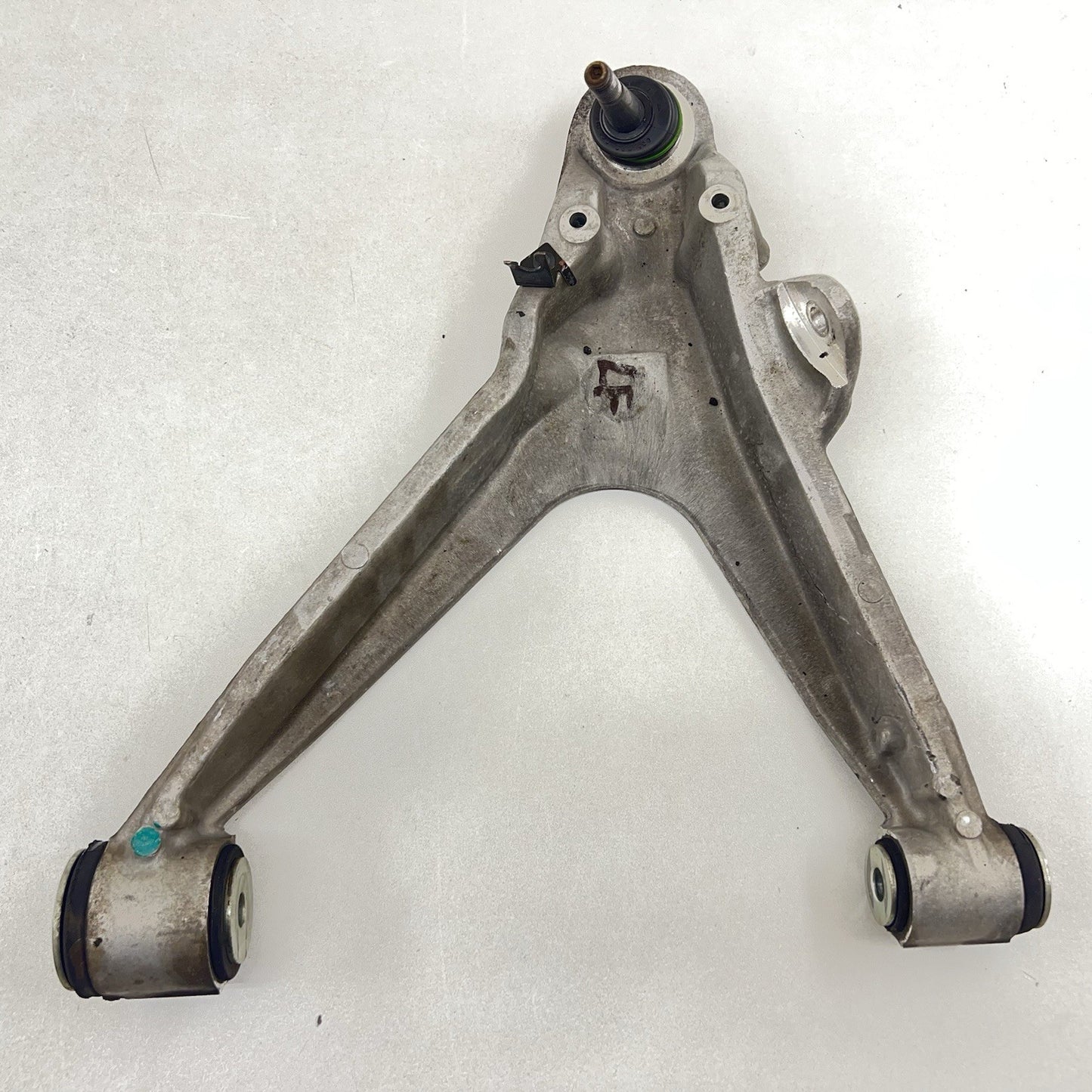 01-04 CORVETTE C5 Z06 LEFT FRONT SPINDLE KNUCKLE HUB WITH CONTROL ARM SET OEM