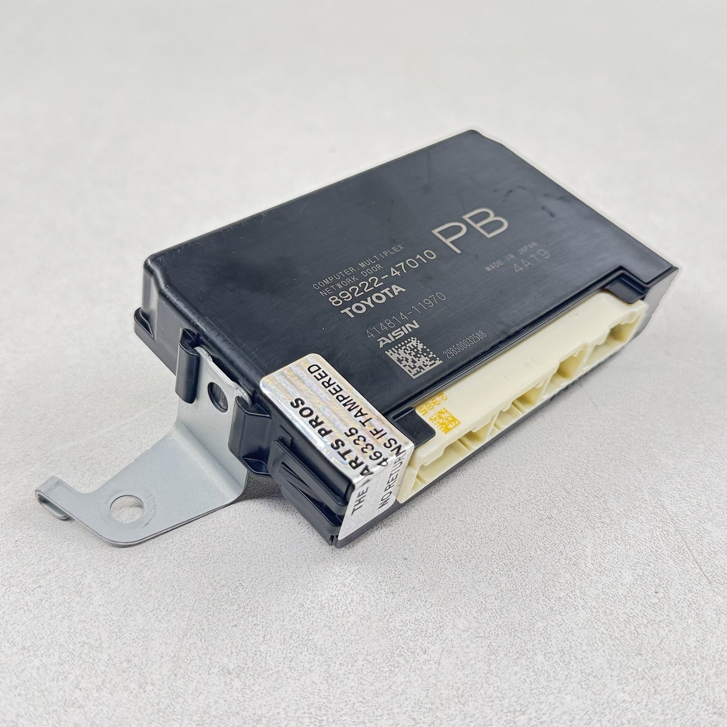 23-25 Toyota Prius Multiplex Network Door Control Module 89222-47010 OEM
