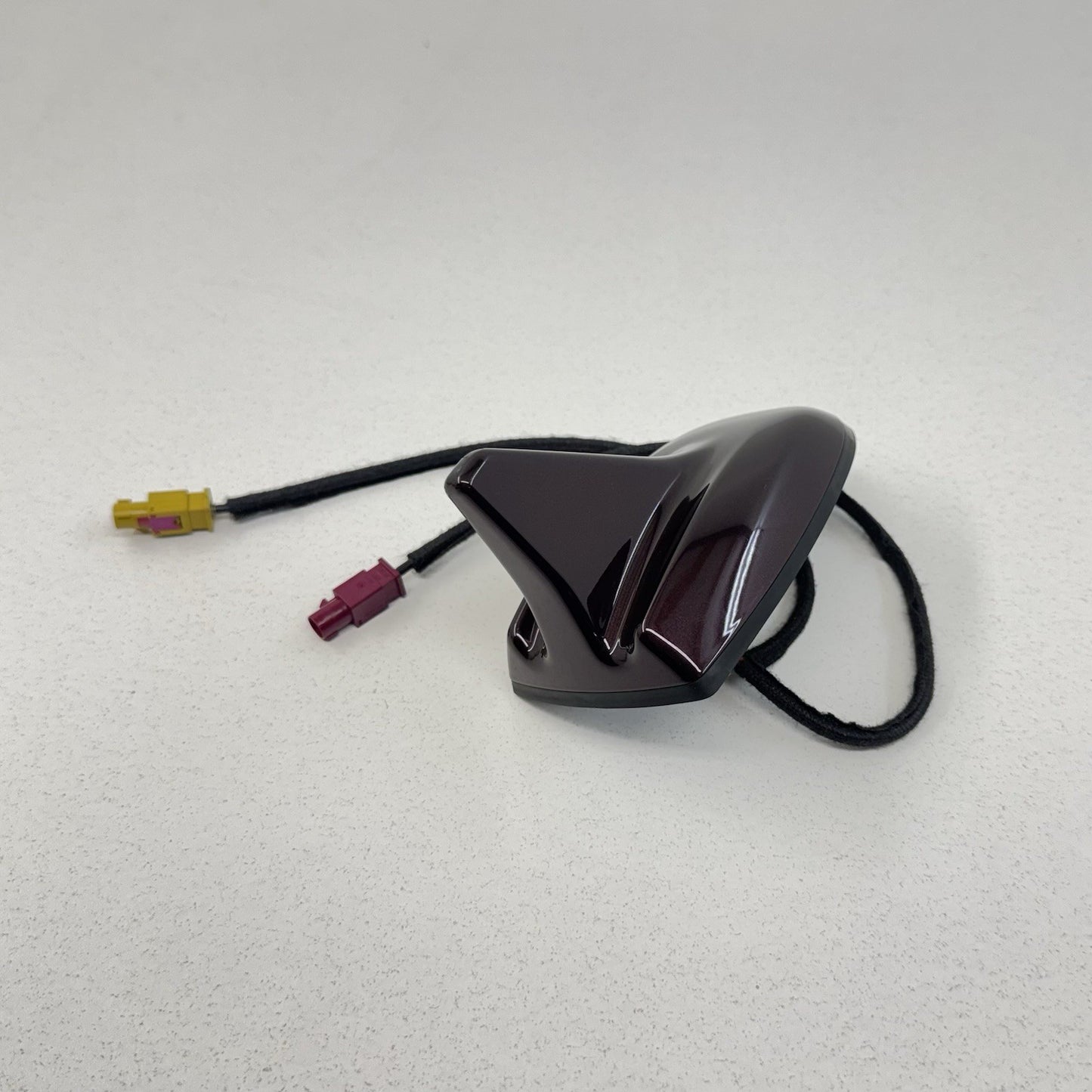 14-24 Maserati Ghibli Roof Shark Fin Antenna Receiver 670080308 OEM