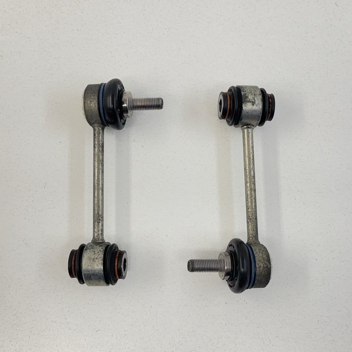 14-24 Maserati Ghibli Left And Right Rear Stabilizer Sway Bar End Link Pair OEM