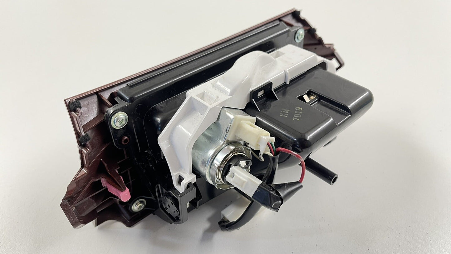 07-12 LEXUS LS460 FRONT CENTER CONSOLE ASHTRAY ASHT RAY LIGHTER SOCKET OEM