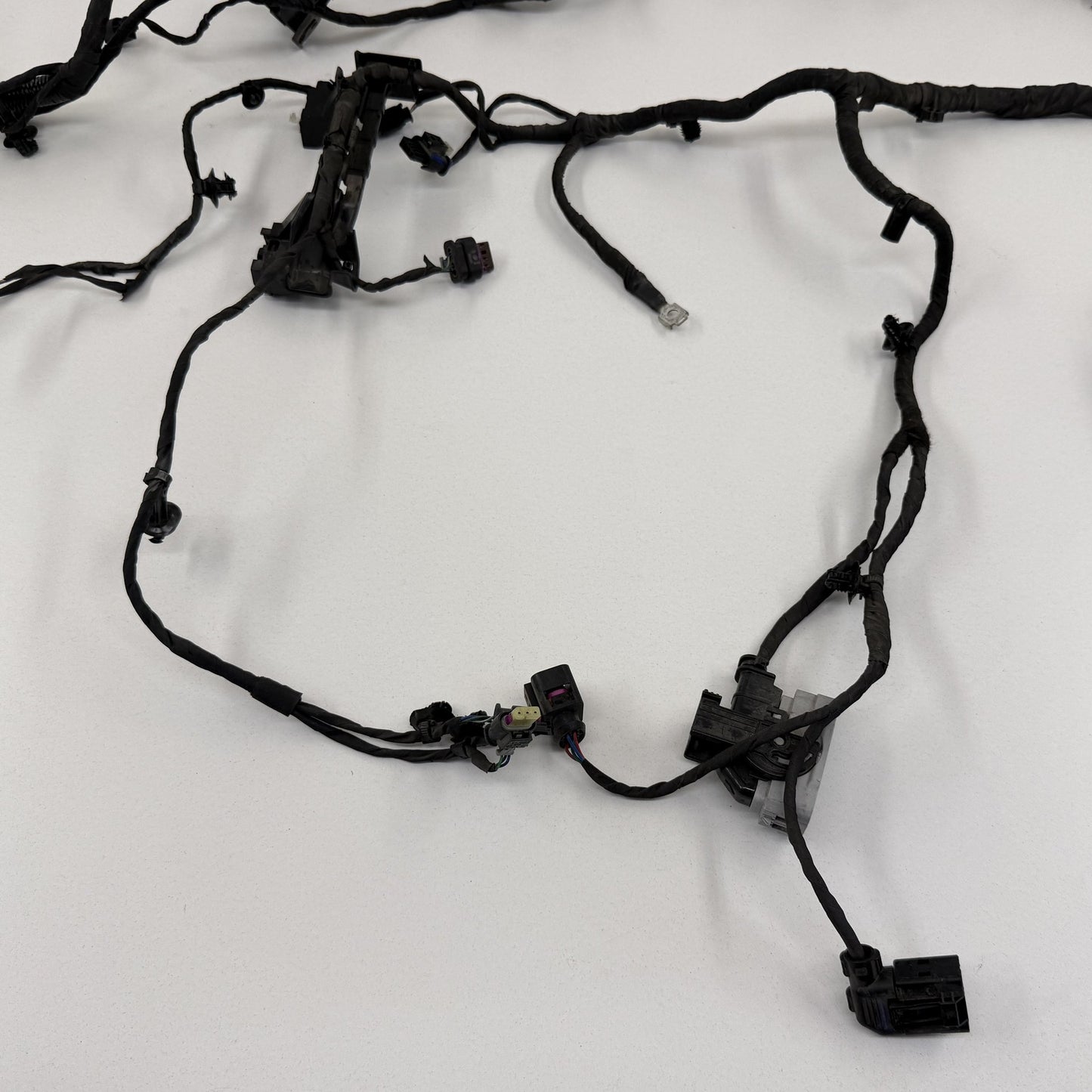 2022-2024 Rivian R1S Right Front Bay Wiring Harness PT00417188-C OEM