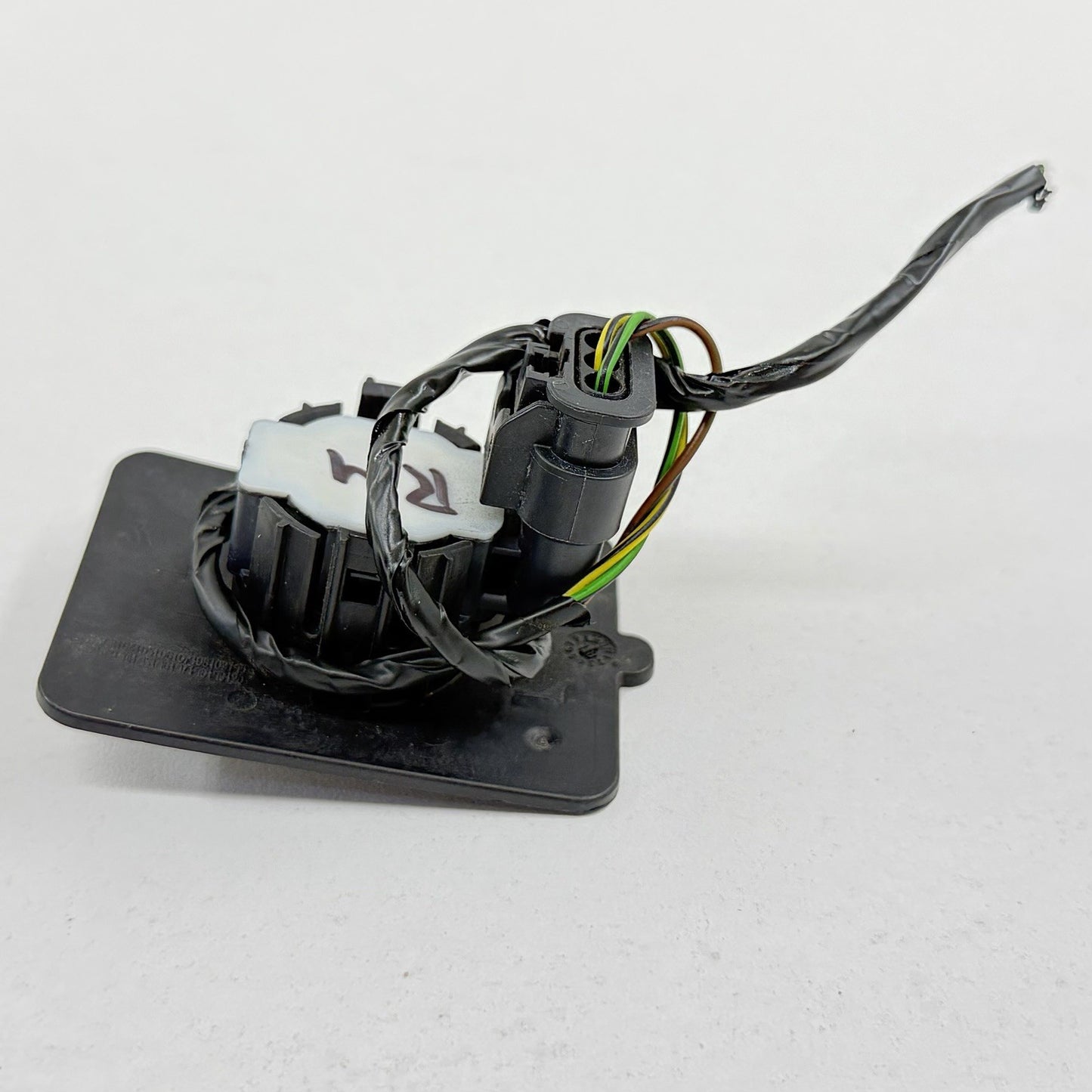 19-21 BMW M2 F87 Right Rear Center Bumper PDC Parking Park Aid Assist Sensor OEM
