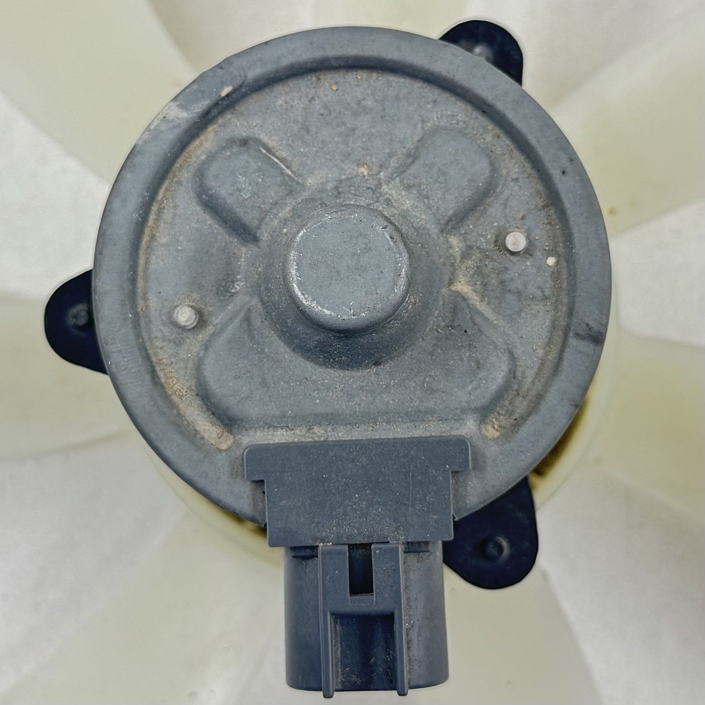 12-17 Toyota Camry Radiator Cooling Fan Motor With Fan Blade Pair OEM