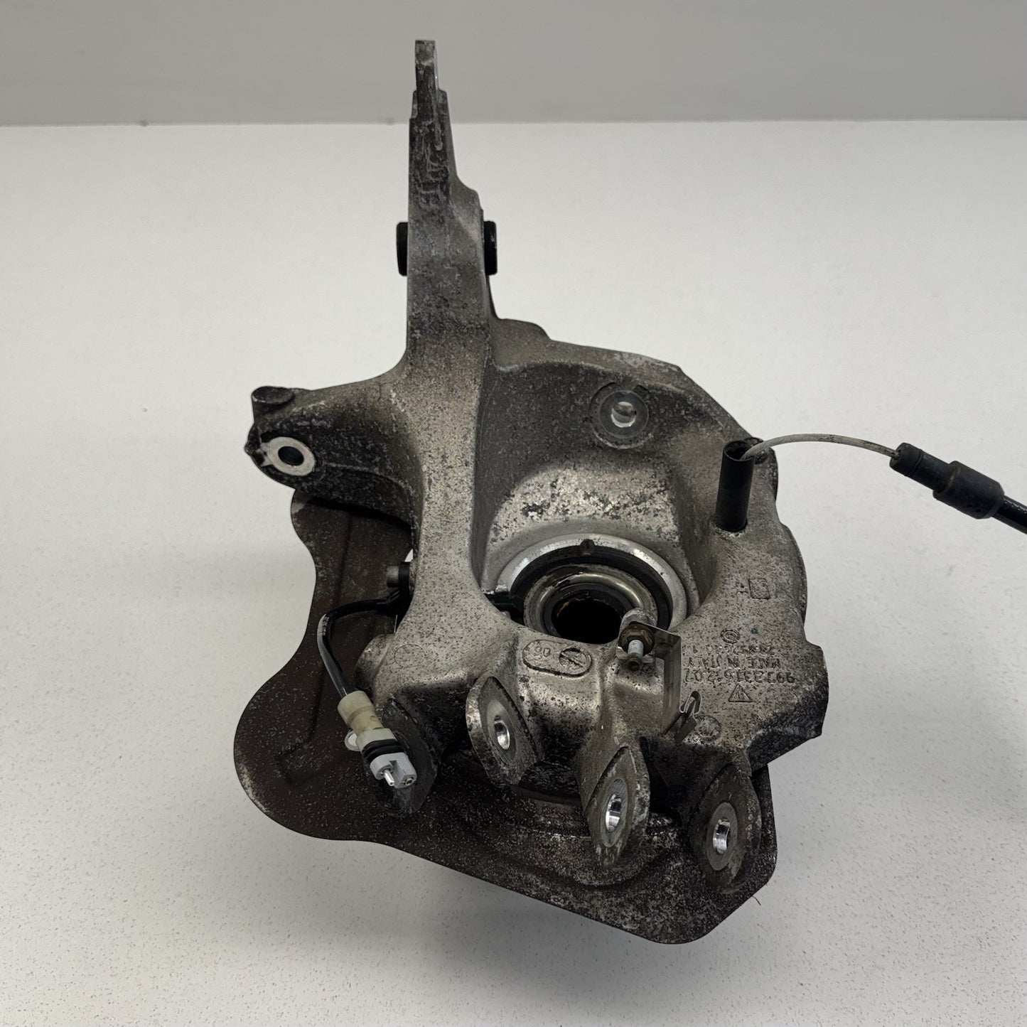 05-12 Porsche 911 997 Carrera 4 4S Right Rear Knuckle Hub W/ Control Arm Set OEM