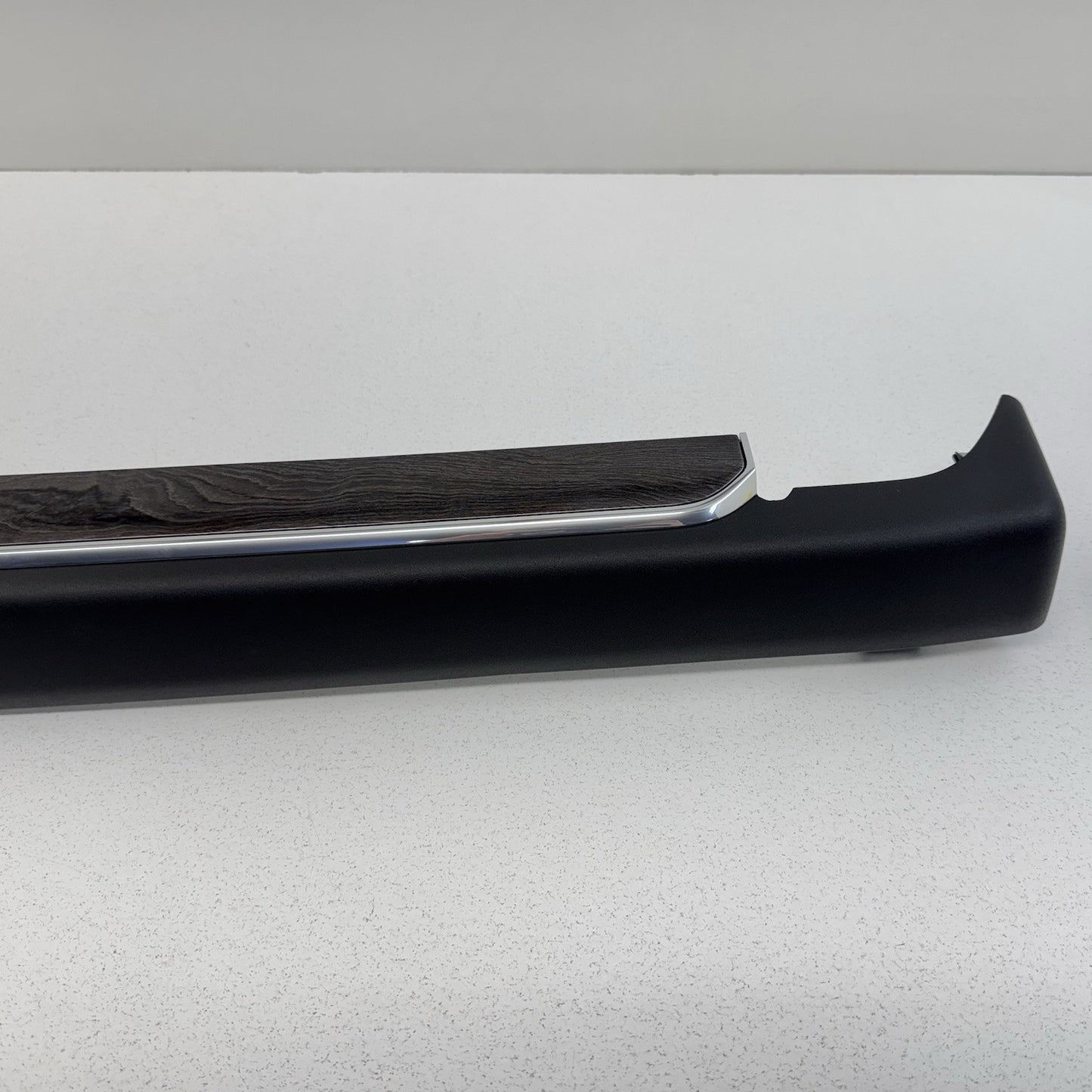 23-25 Chevrolet Silverado 1500 2500 3500 Dashboard Trim Panel Bezel Molding OEM