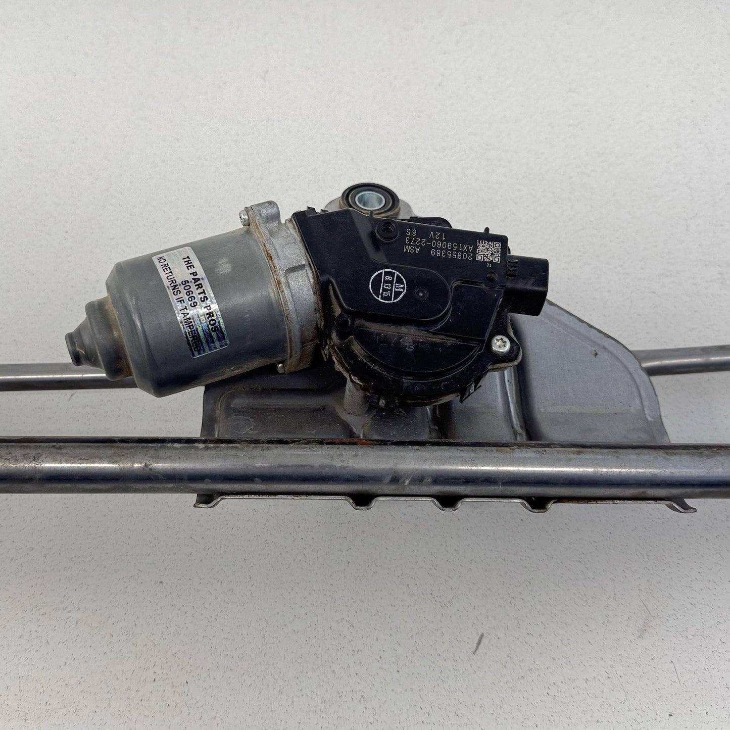 10-15 Chevrolet Camaro Windshield Wiper Motor W/ Linkage Arm Assembly OEM