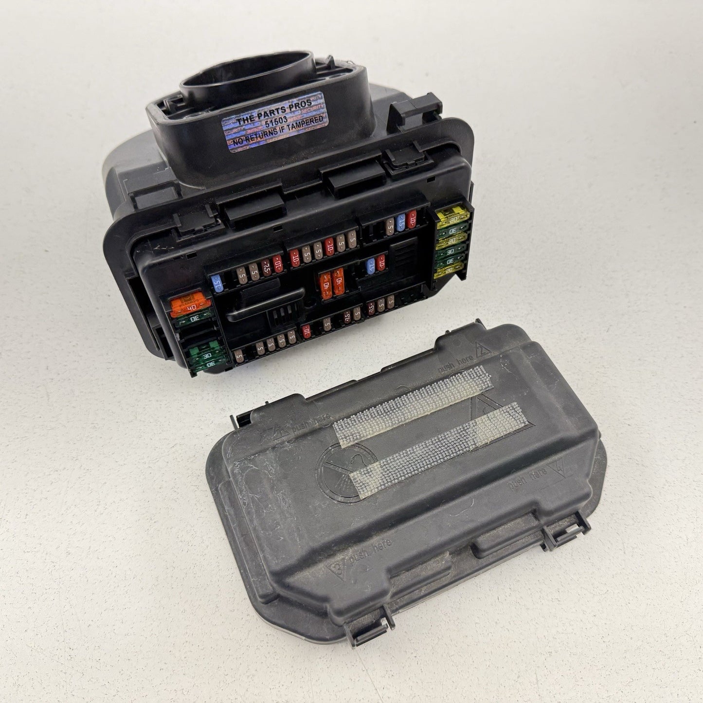 15-18 BMW F80 M3 Power Distribution Fuse Relay Box 9337879 OEM