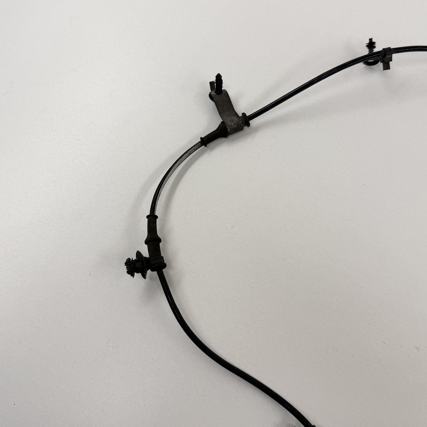 2015-2023 Ford Mustang GT Right Front ABS Wheel Speed Sensor FR3C-2C204-AC OEM