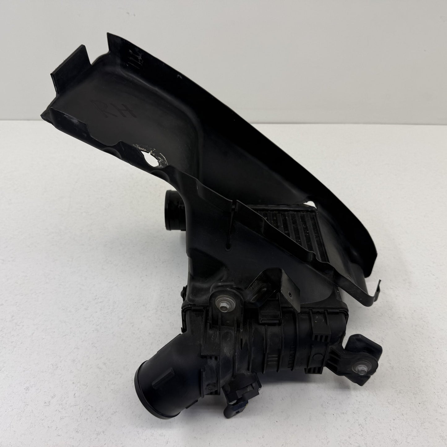 2014-2018 Bentley Flying Spur Right Front Turbo Intercooler Radiator W/ Duct OEM