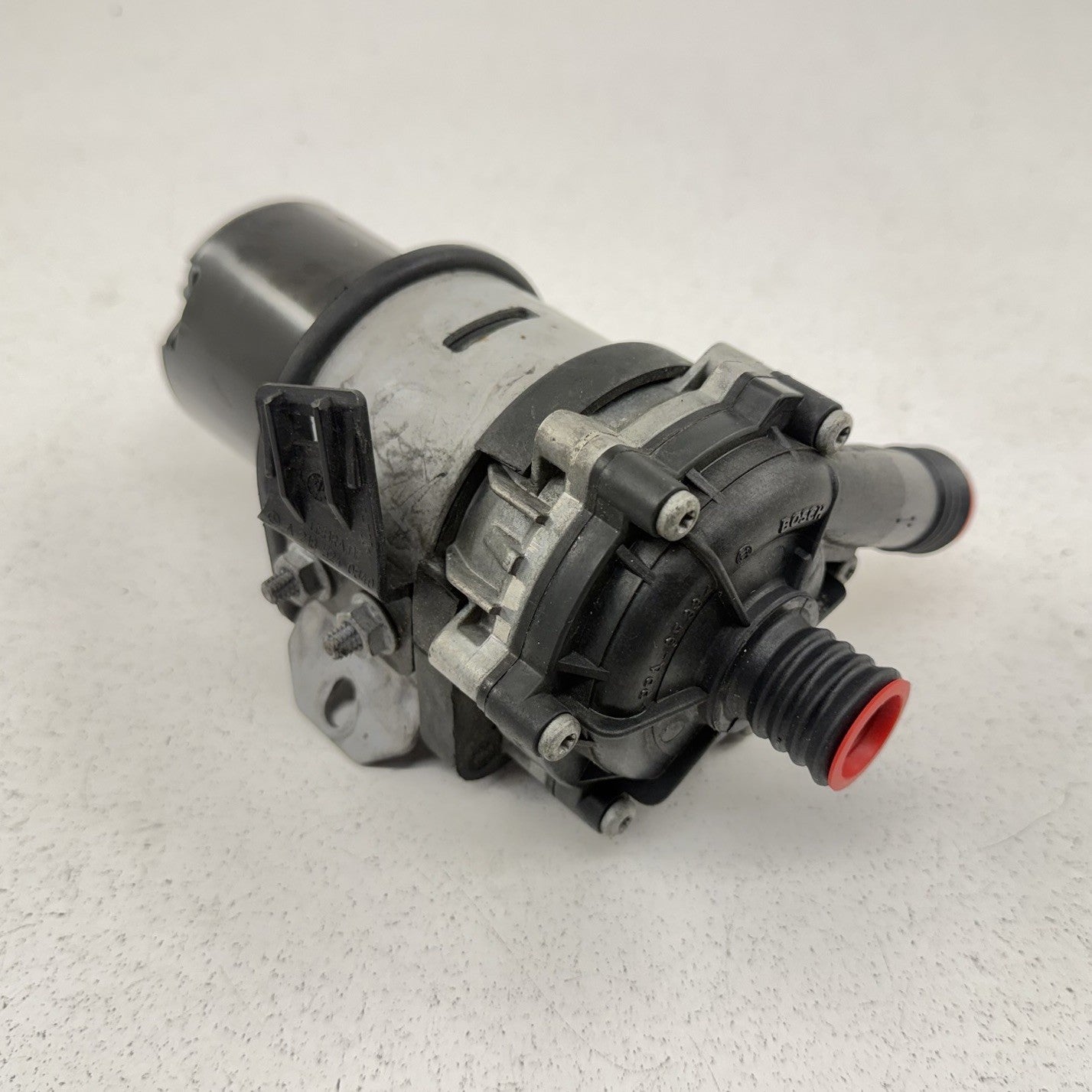 12-18 Mercedes W218 CLS550 Auxiliary Aux Circulation Water Pump 0005000386 OEM