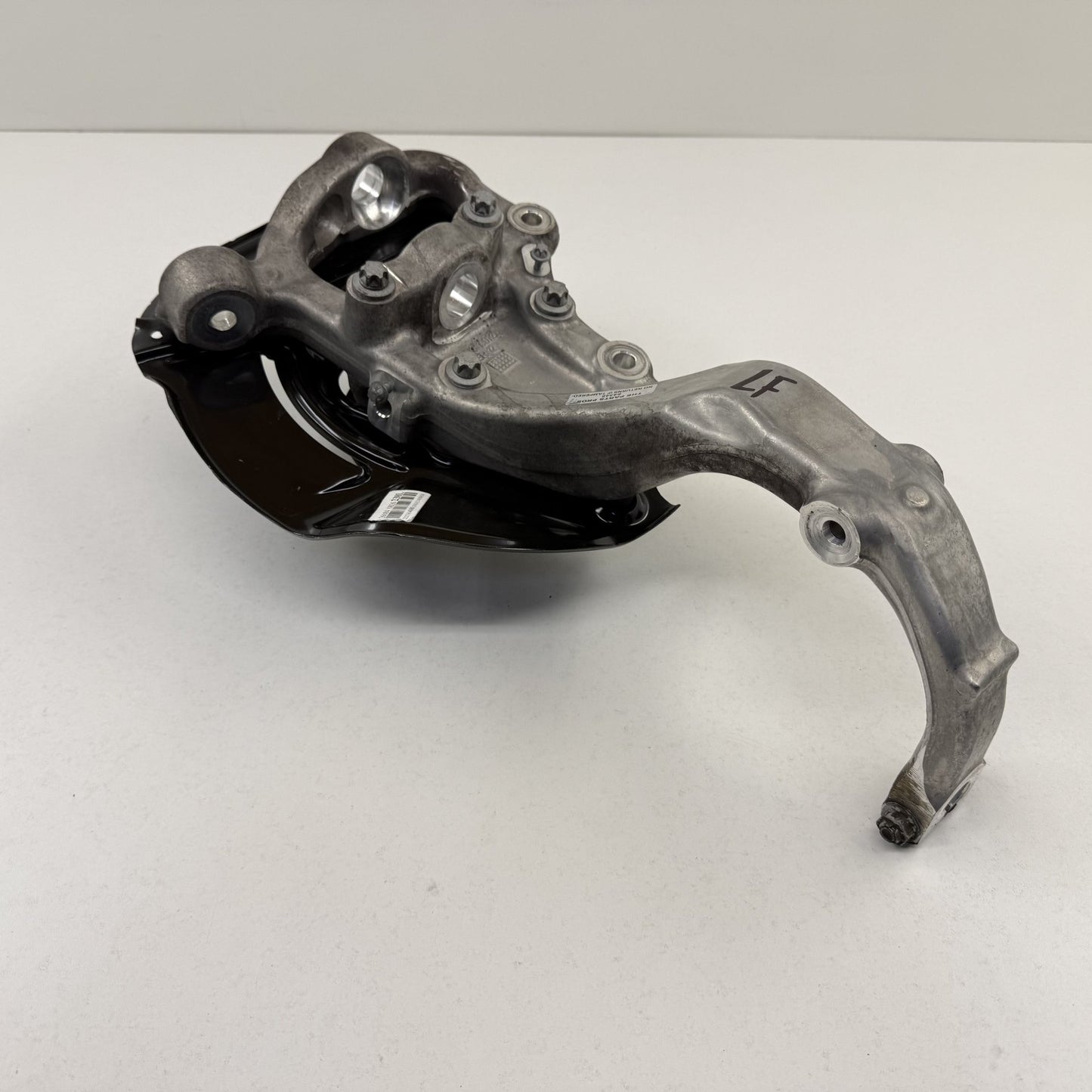 2014-2017 Mercedes S550 W222 RWD Left Front Spindle Knuckle Hub Bearing OEM