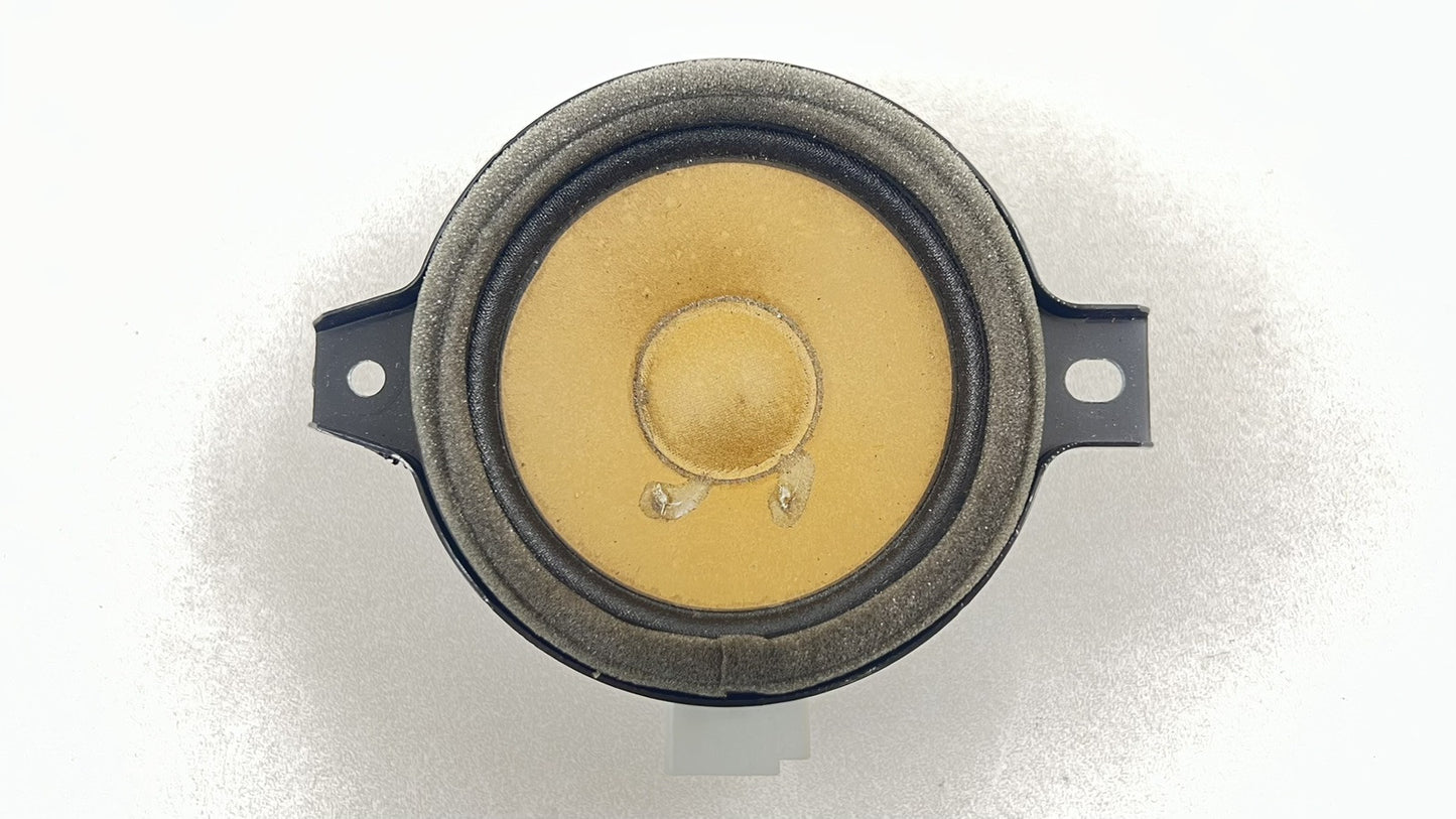 14-17 CHEVY SS SEDAN FRONT CENTER TWEETER SPEAKER 23301702 OEM